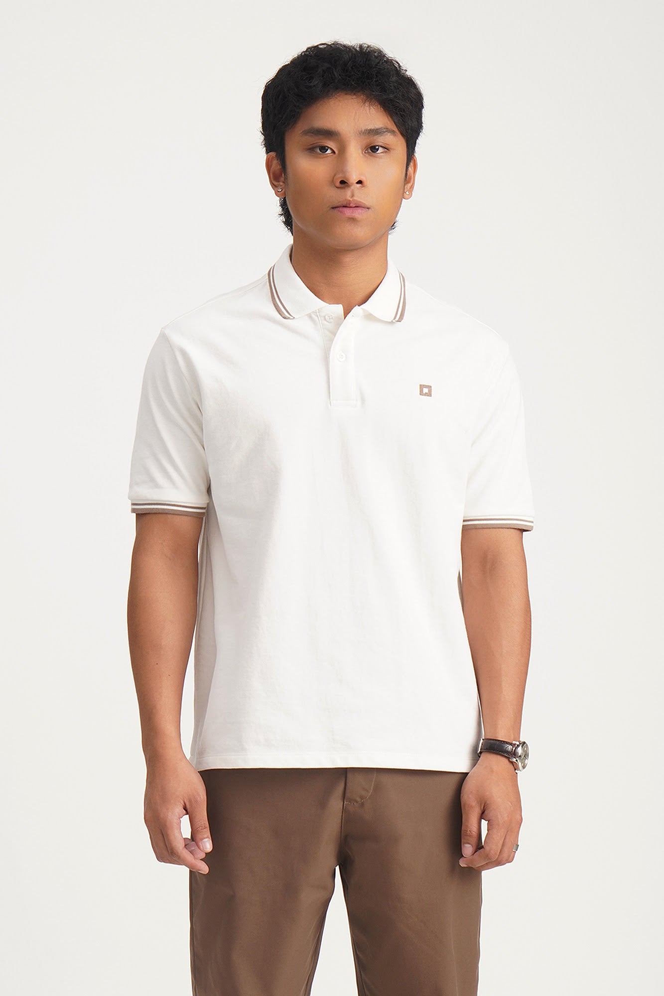 982549-Eggshell White (4).jpg