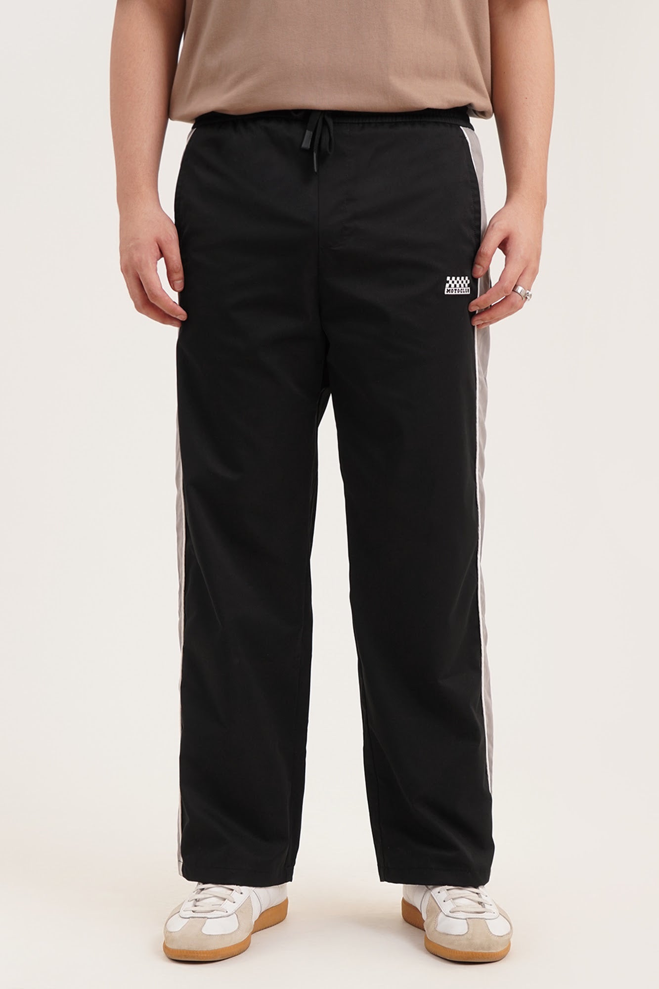 986341-Black (4).jpg