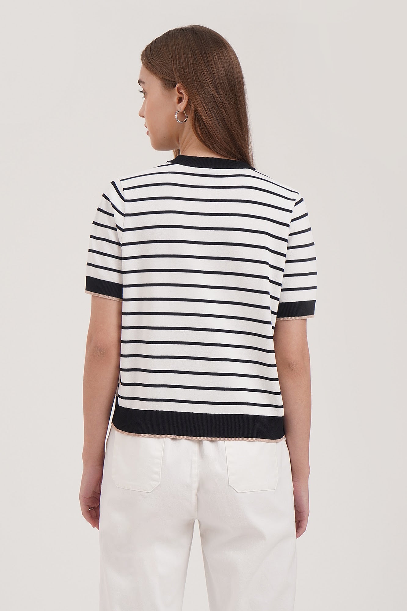 986441-Off White (6).jpg