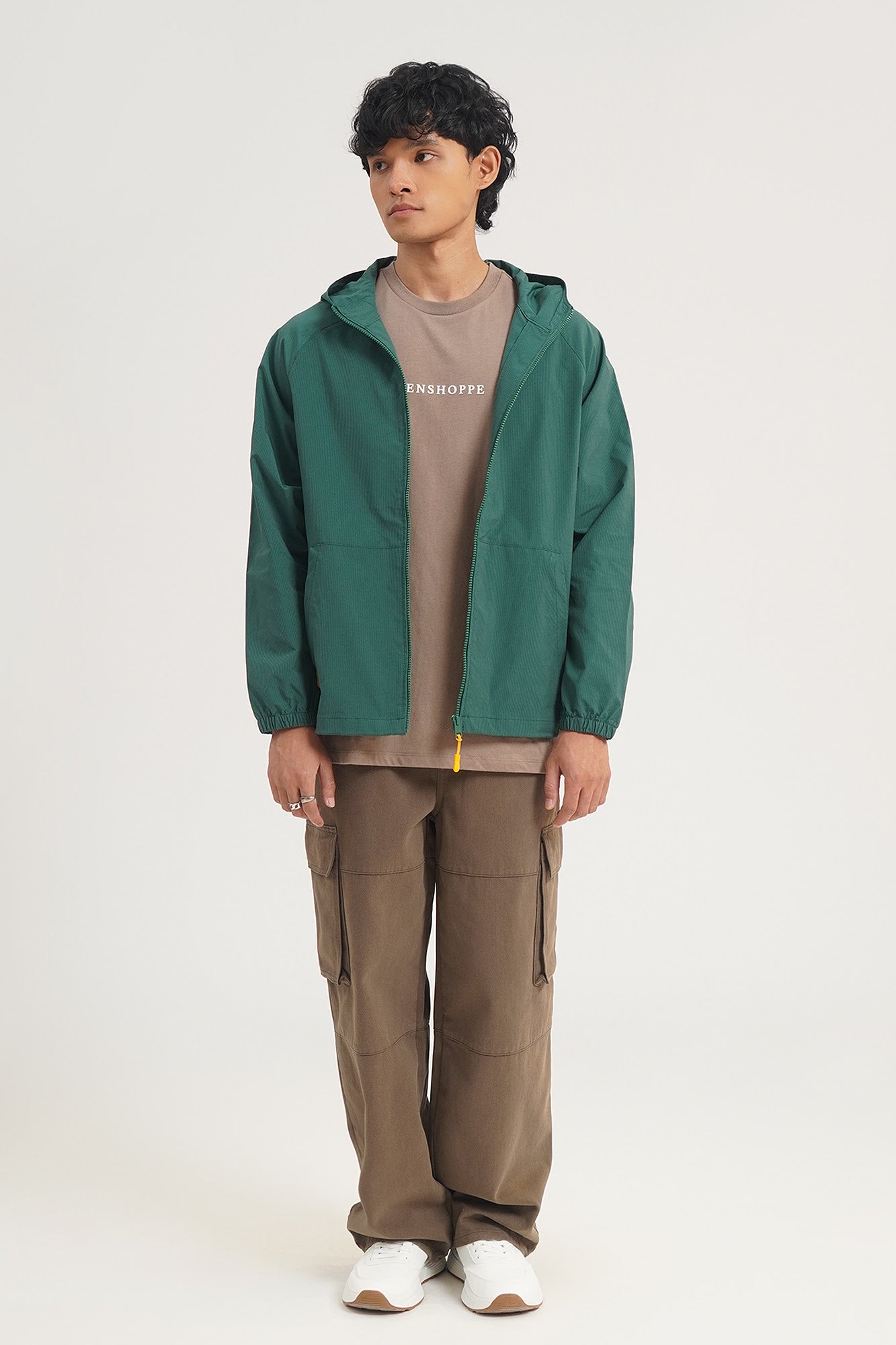 986901-Bottle Green (1).jpg