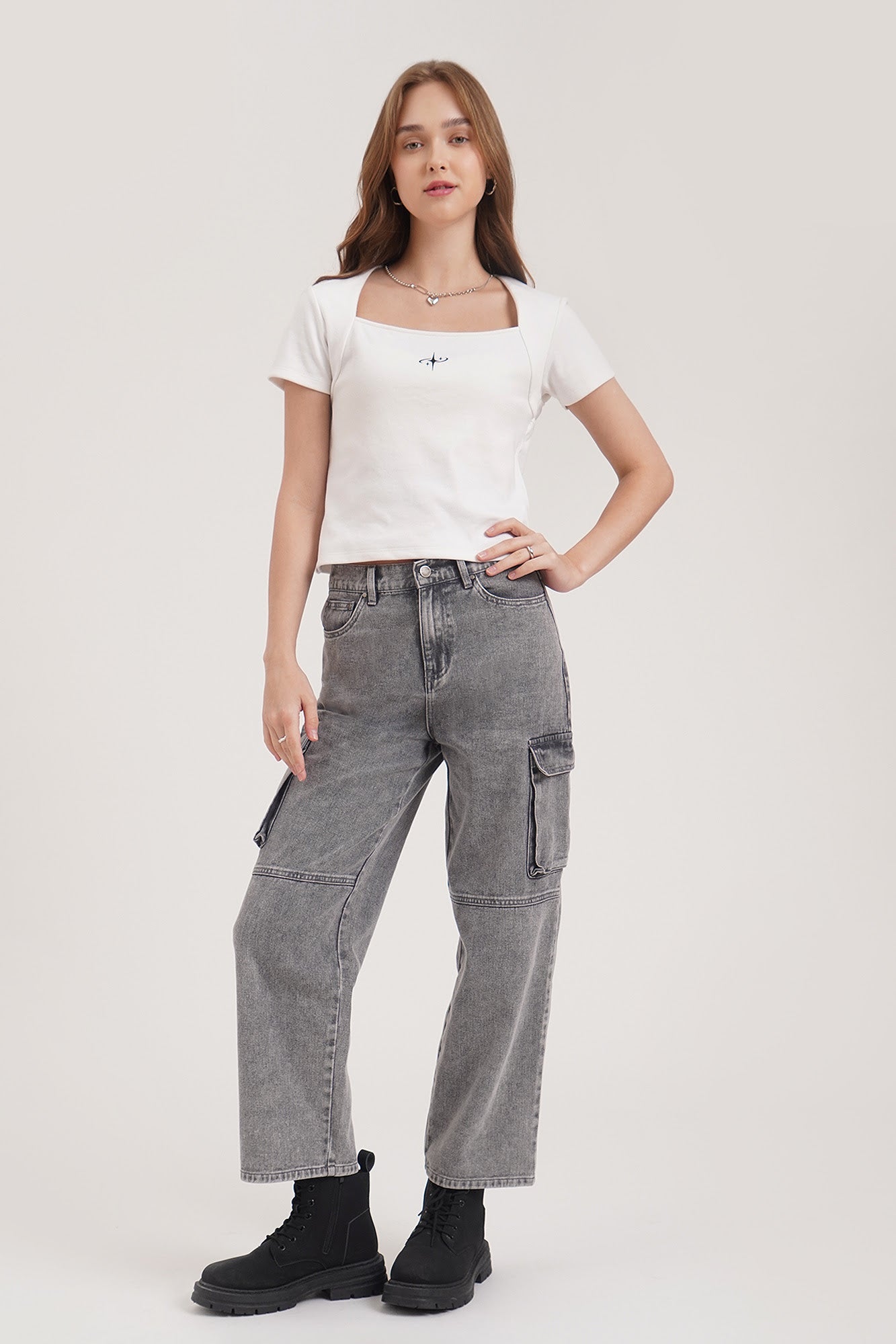 986965-Off White (1).jpg