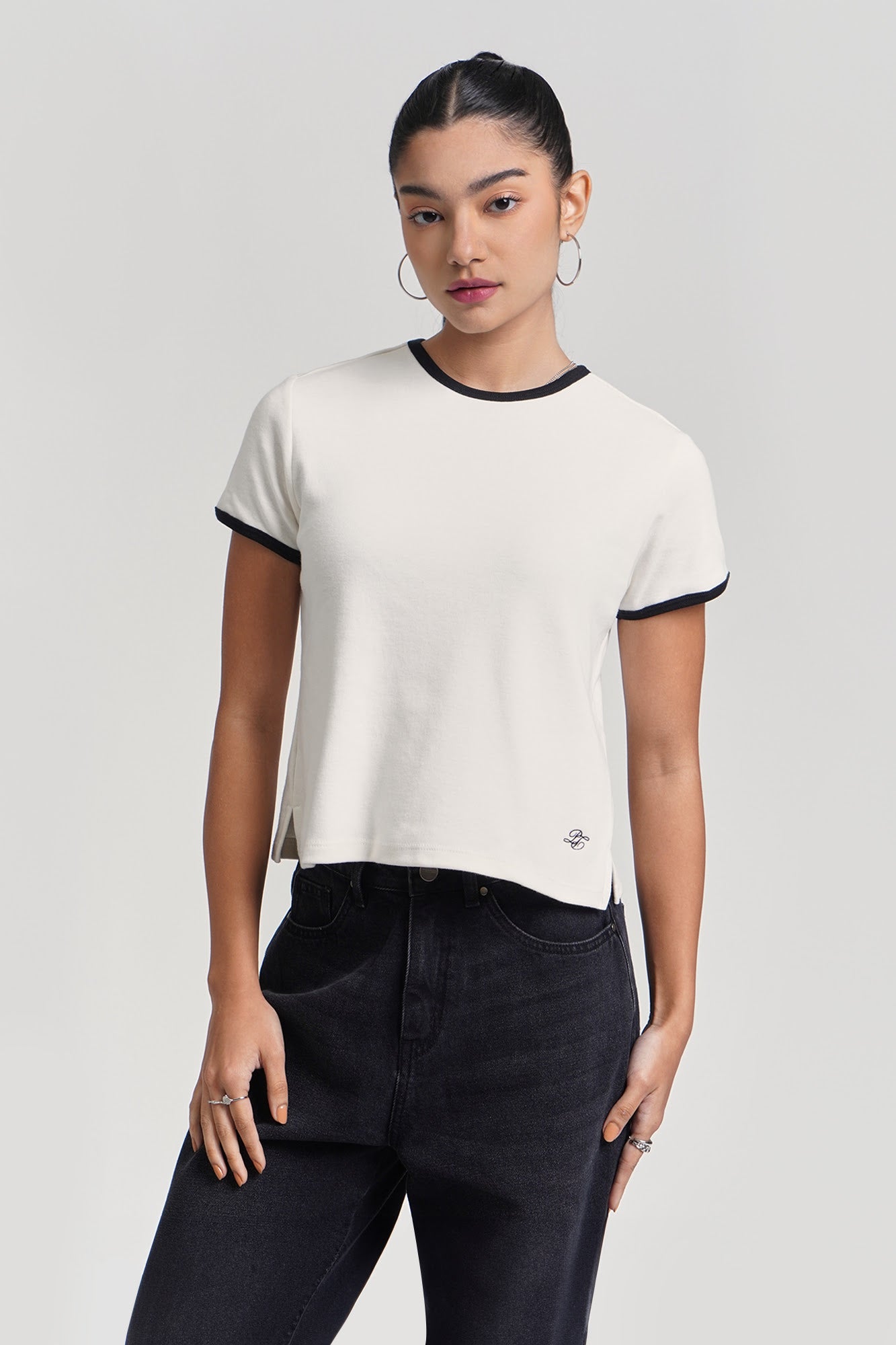 987190-Off White (4).jpg