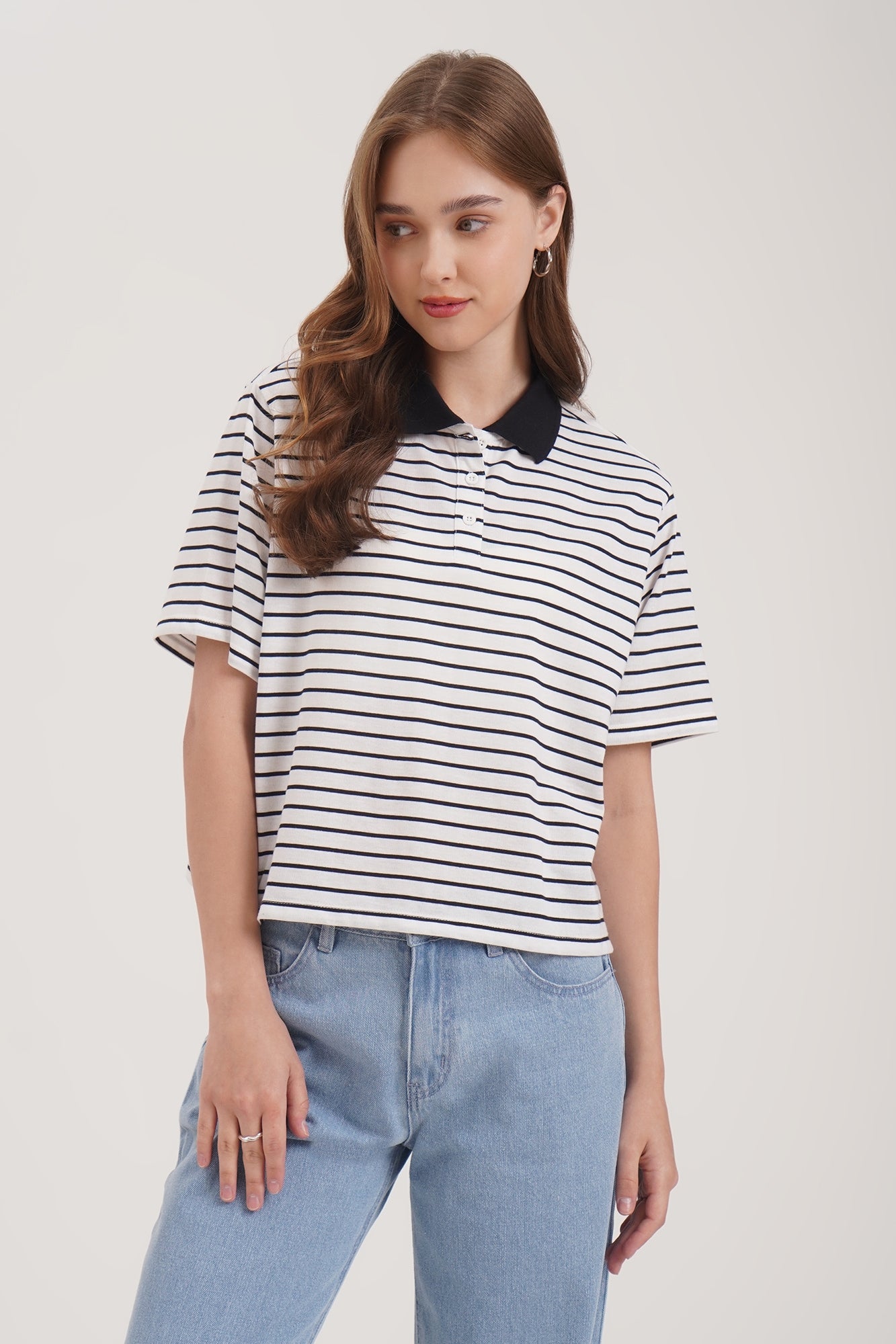 987415-Off White (1).jpg