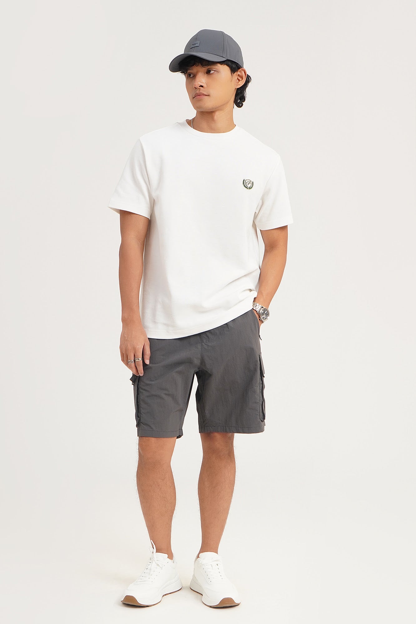 987459-Off White (1).jpg