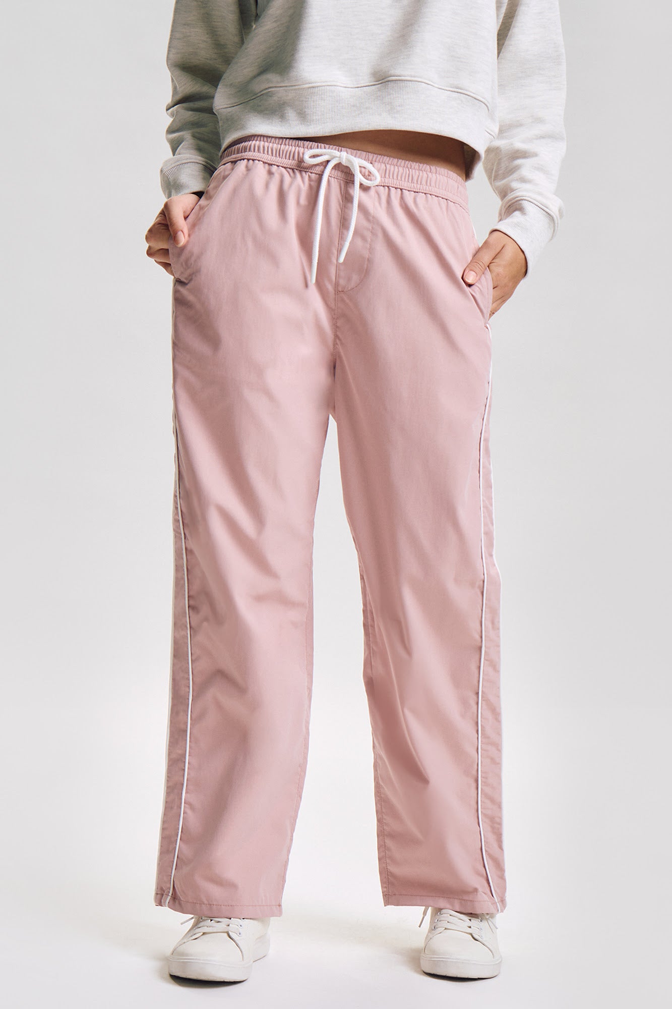 987845-Blush (4).jpg