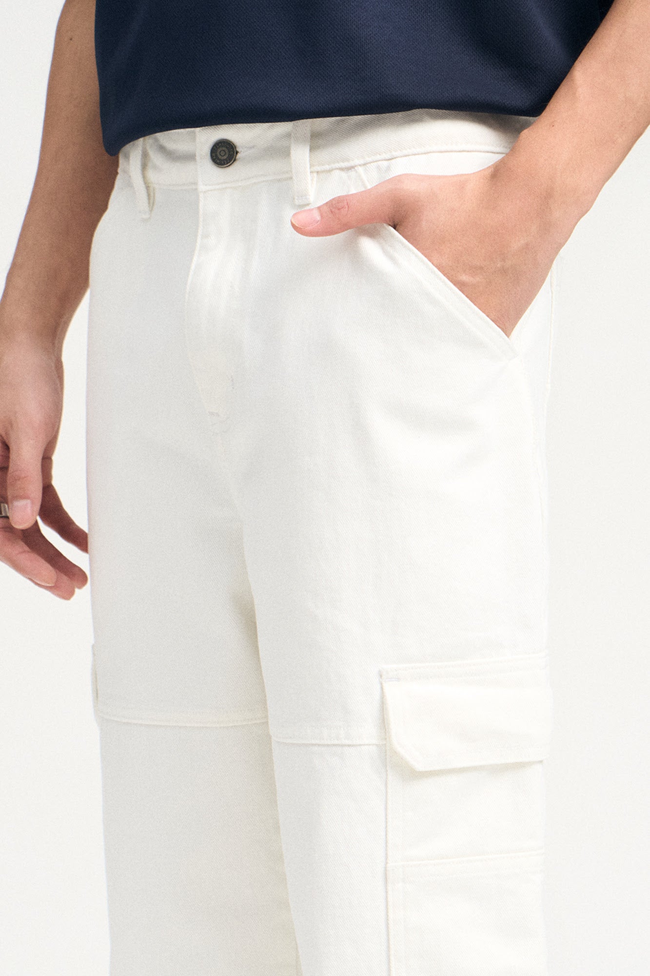 988166-Off White (2).jpg