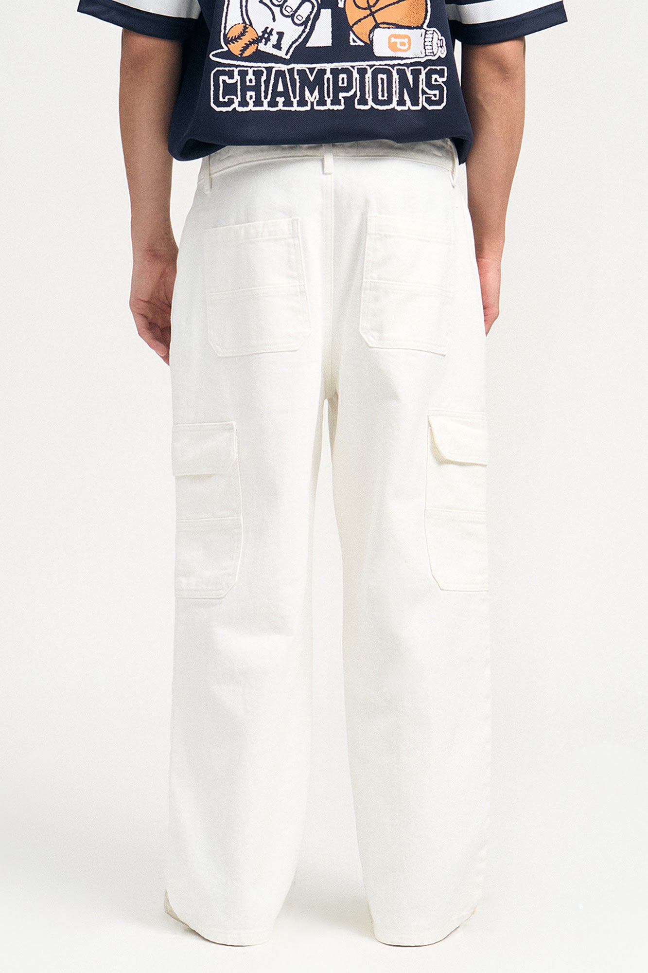 988166-Off White (3).jpg