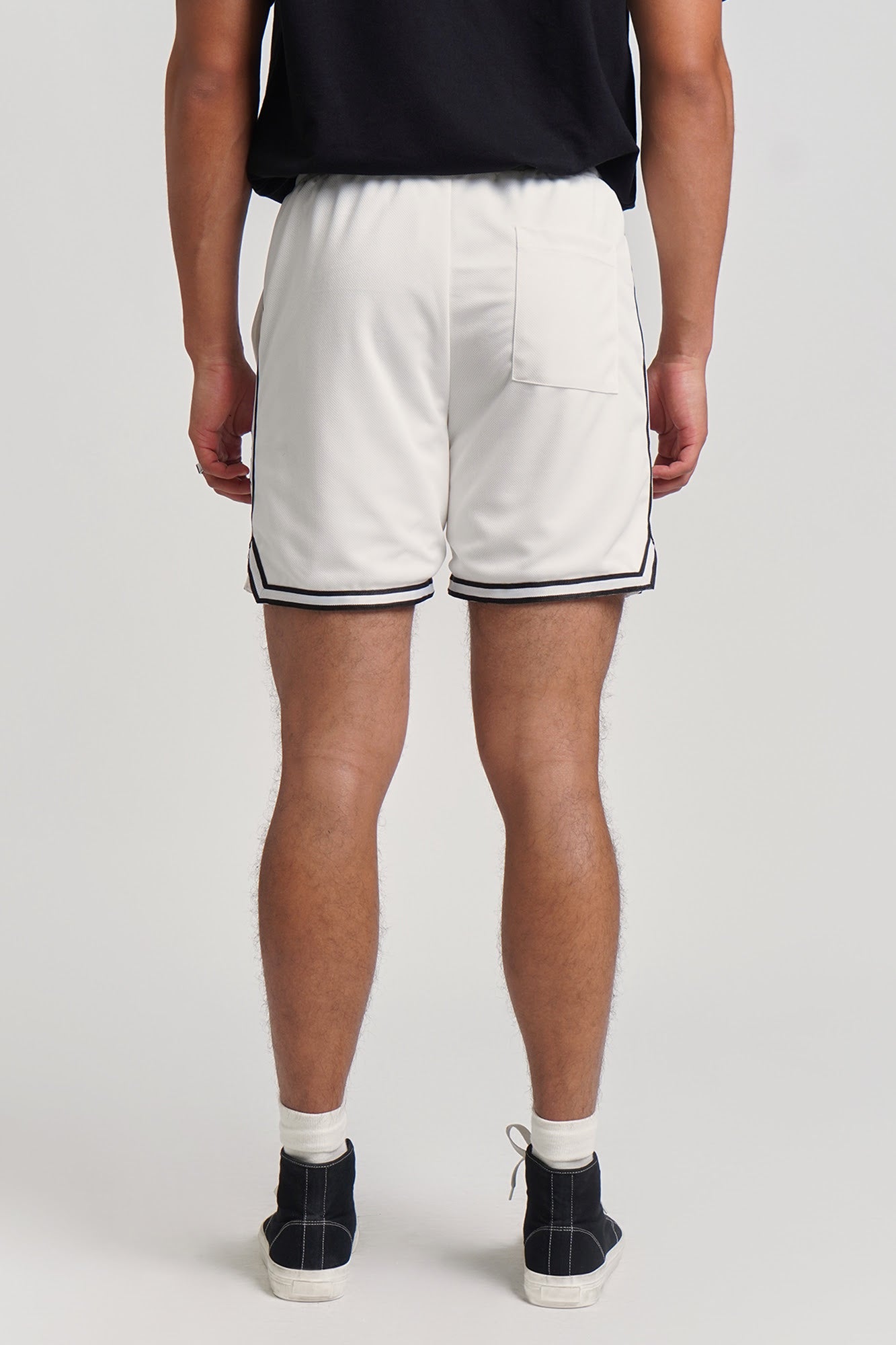 988379-Off White (5).jpg