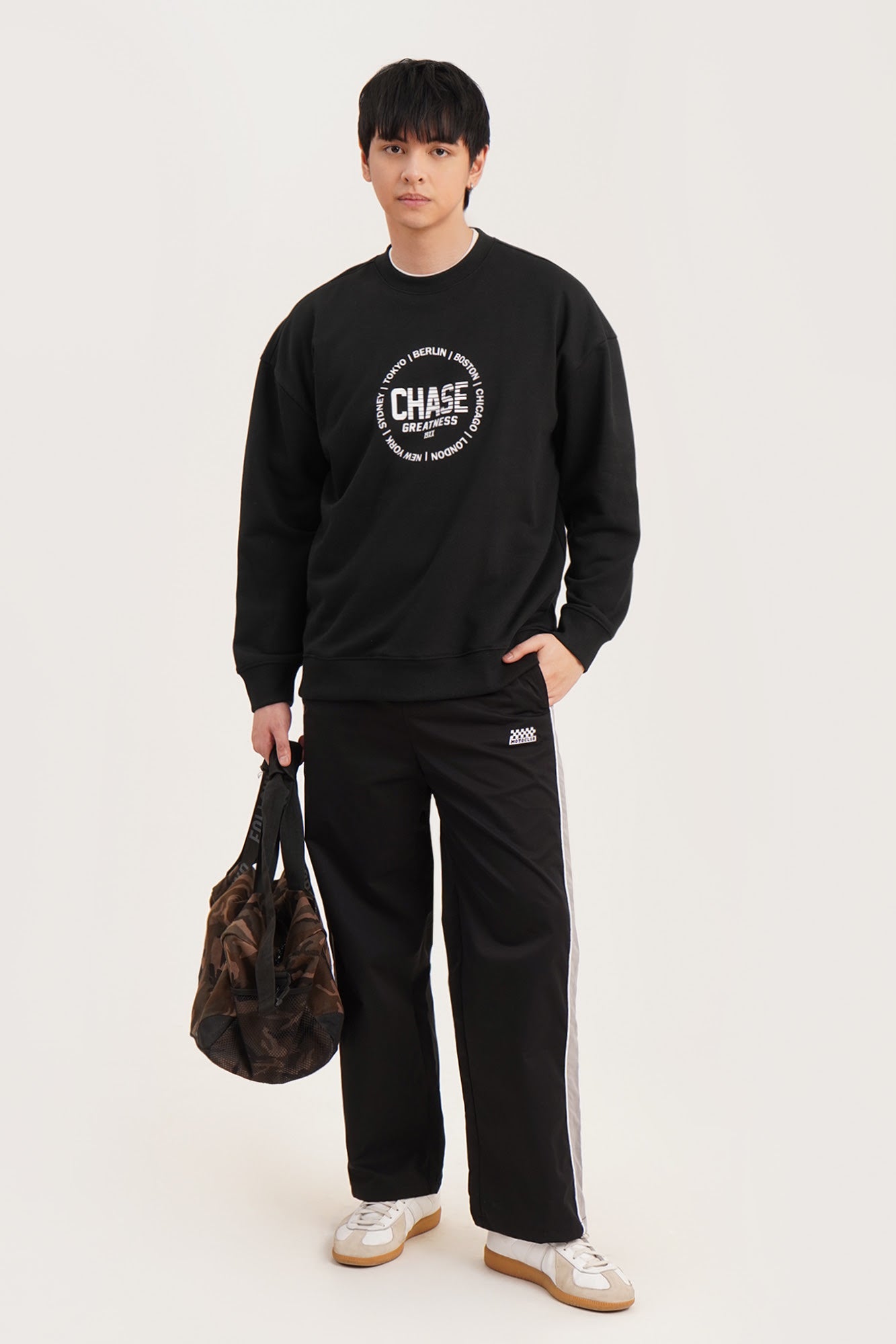 988602-Black (1).jpg