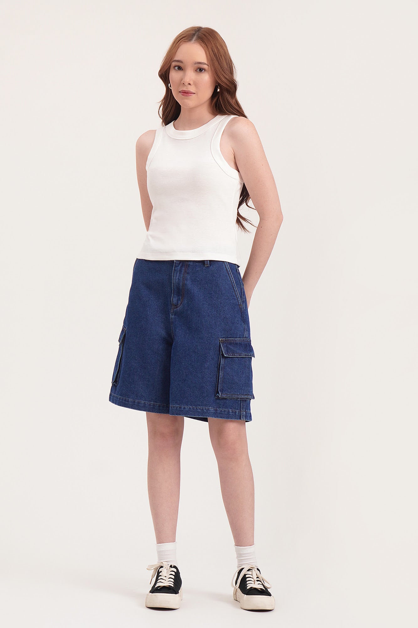 988631-Off White (1).jpg