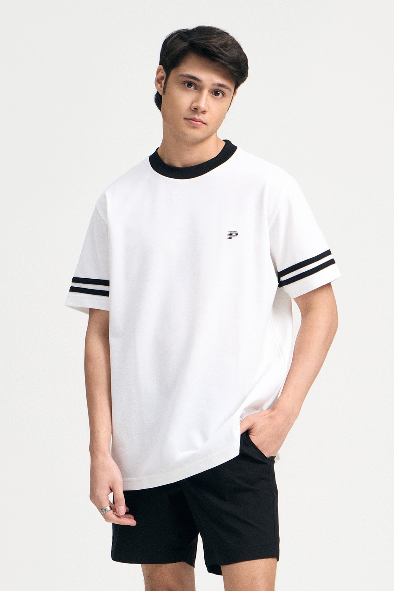 Regular Fit T-Shirt with Contrast Details – PENSHOPPE