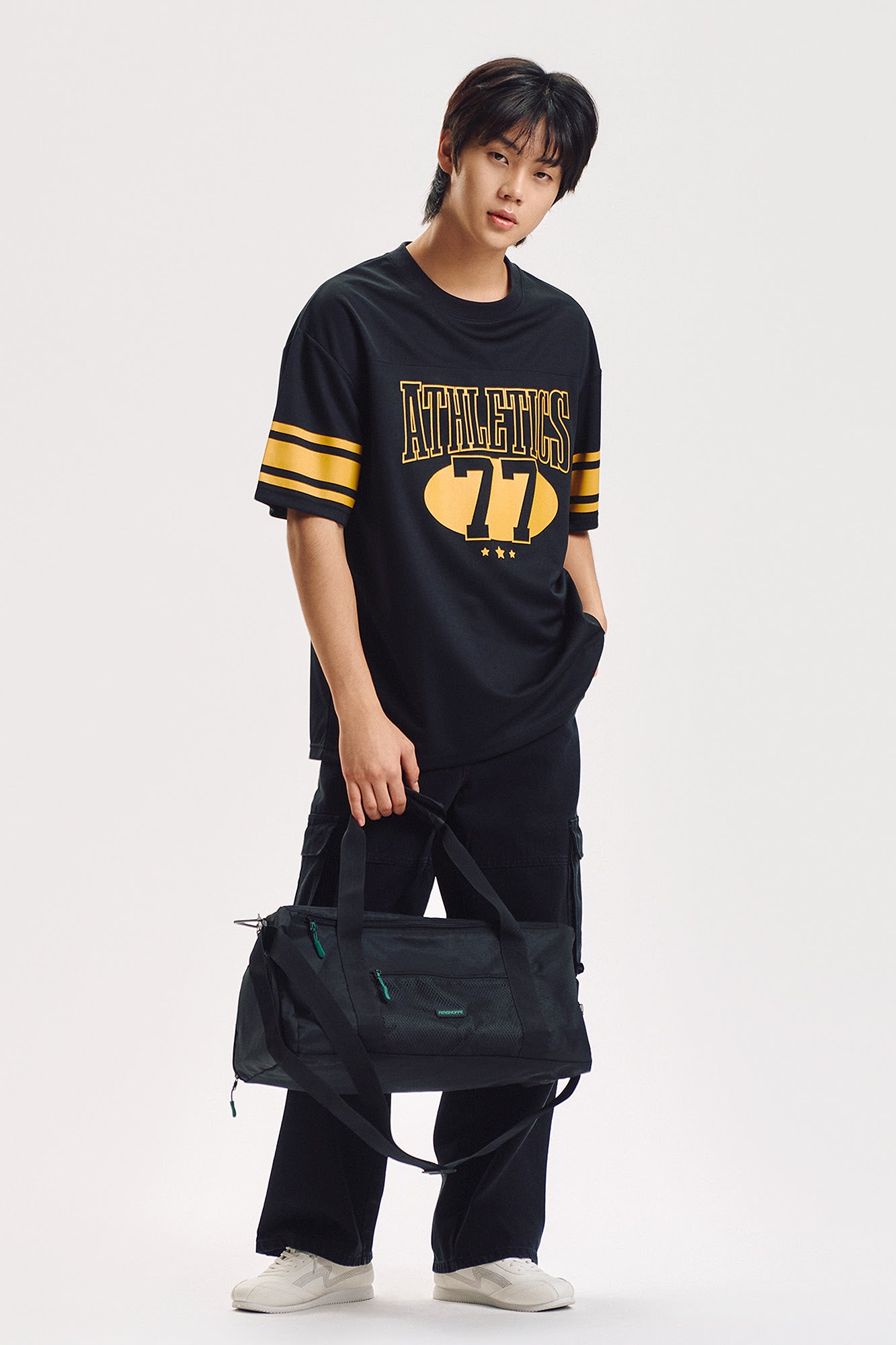 988902-Black (1).jpg