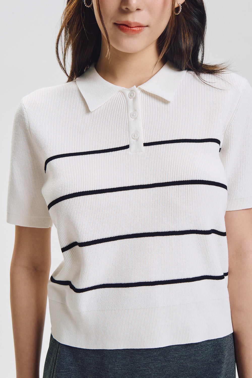 989180-Off White (3).jpg