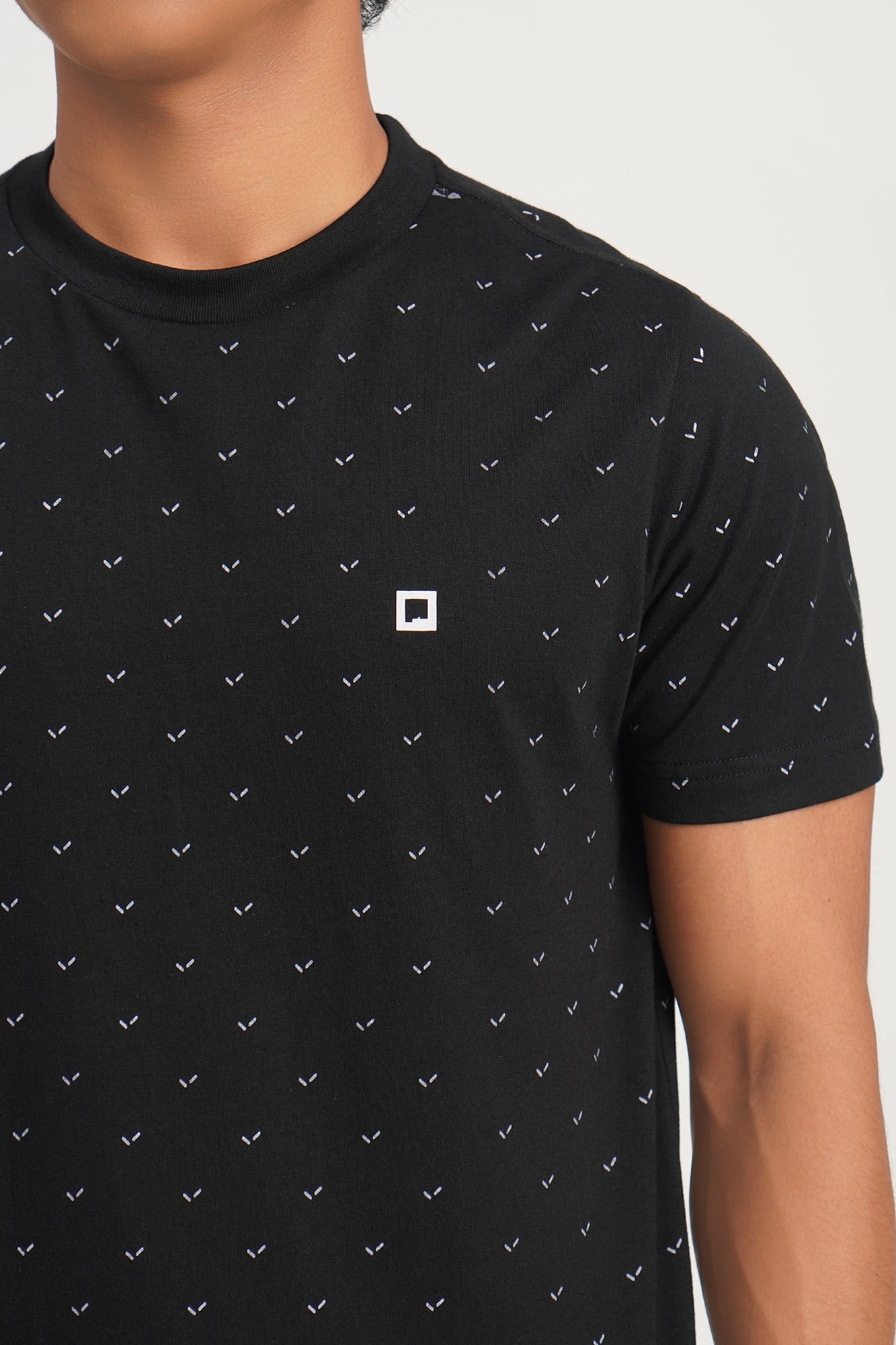 989294-Black (2).jpg