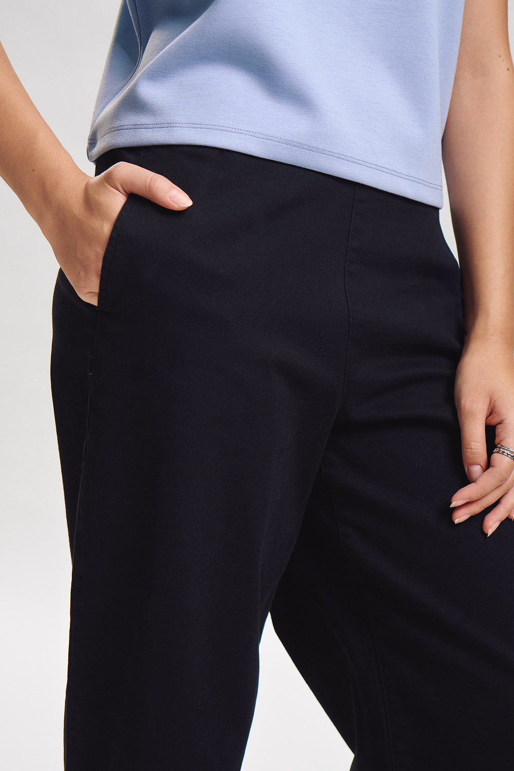 989420-Black (2).jpg