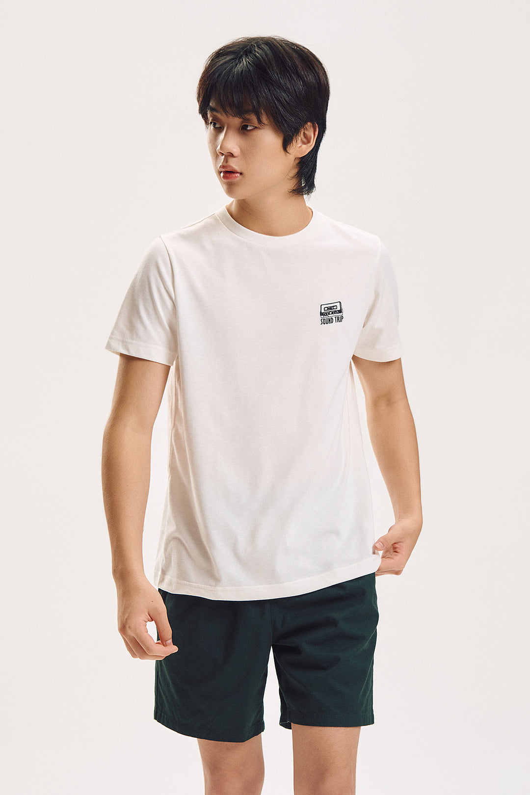 989423-Off White (3).jpg