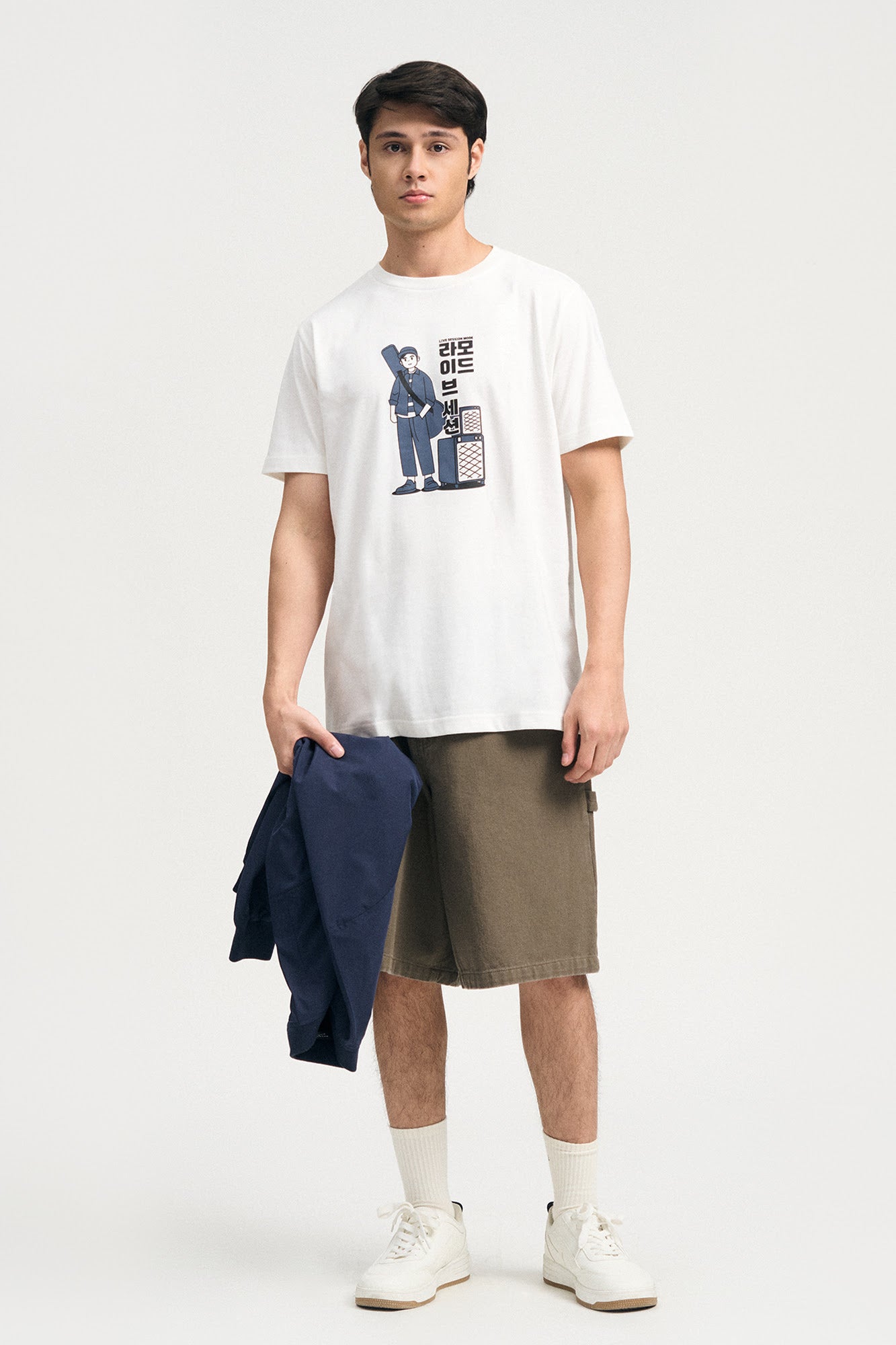 989427-Off White (1).jpg