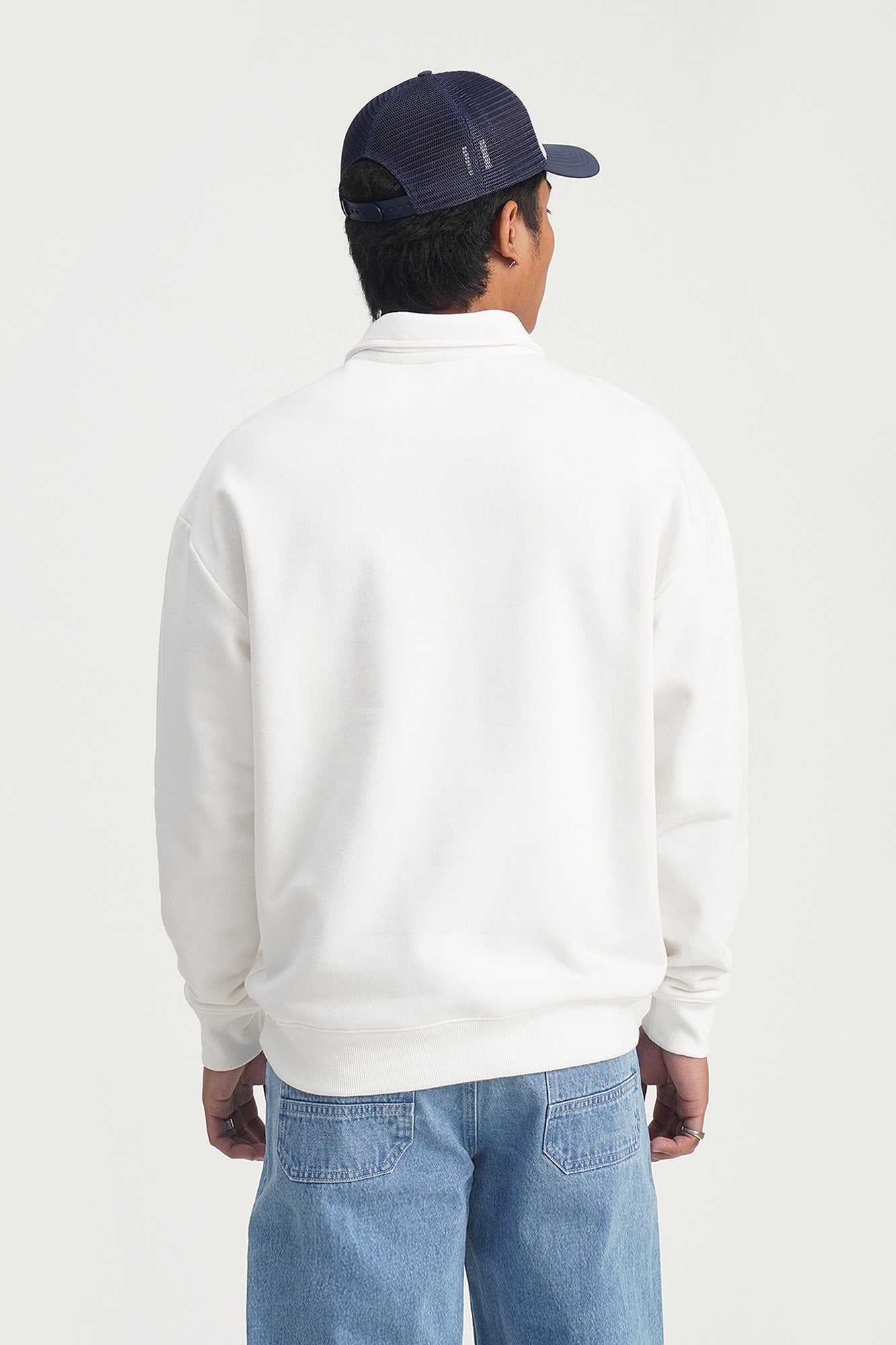 989528-Off White (3).jpg