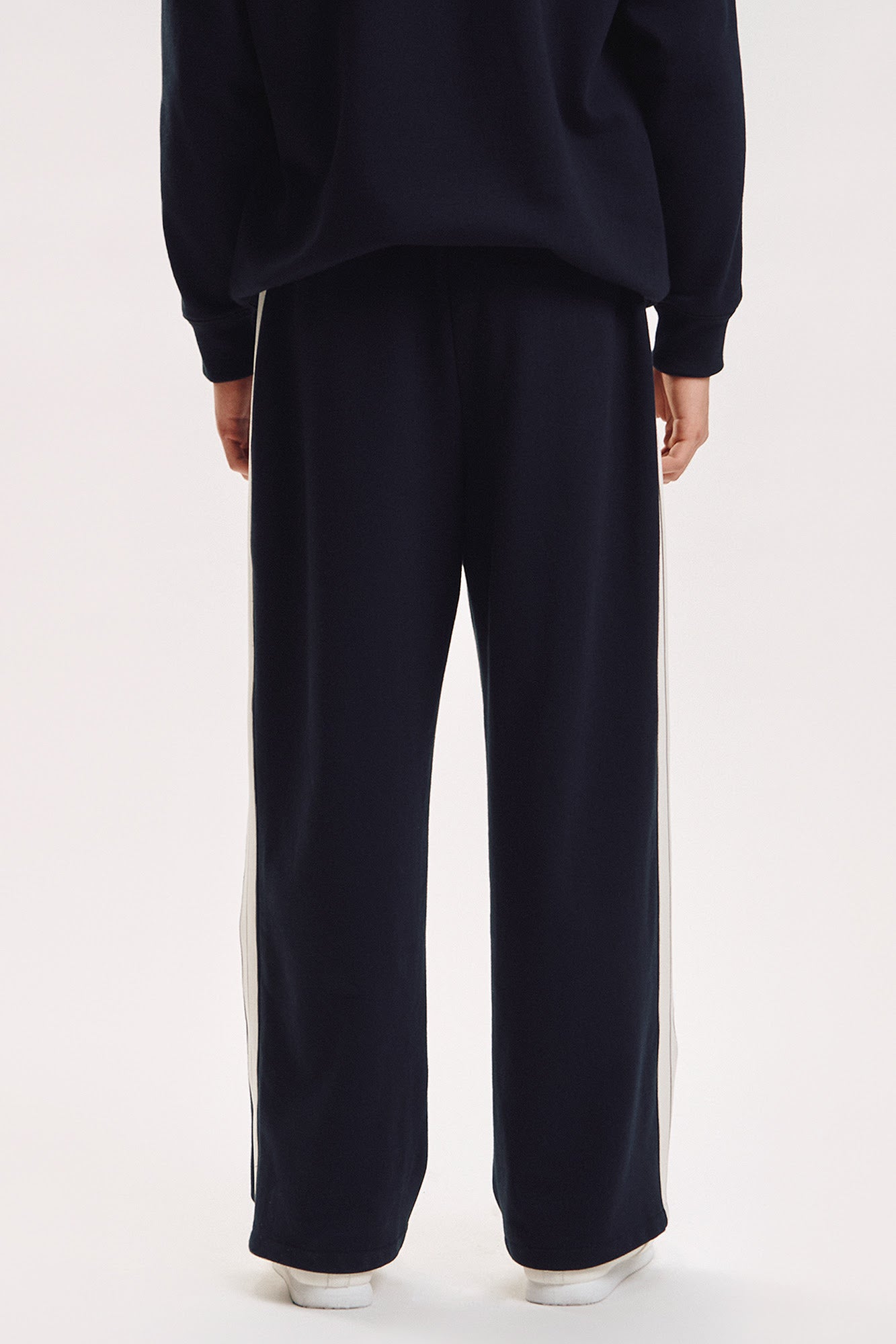 989531-Black (4).jpg