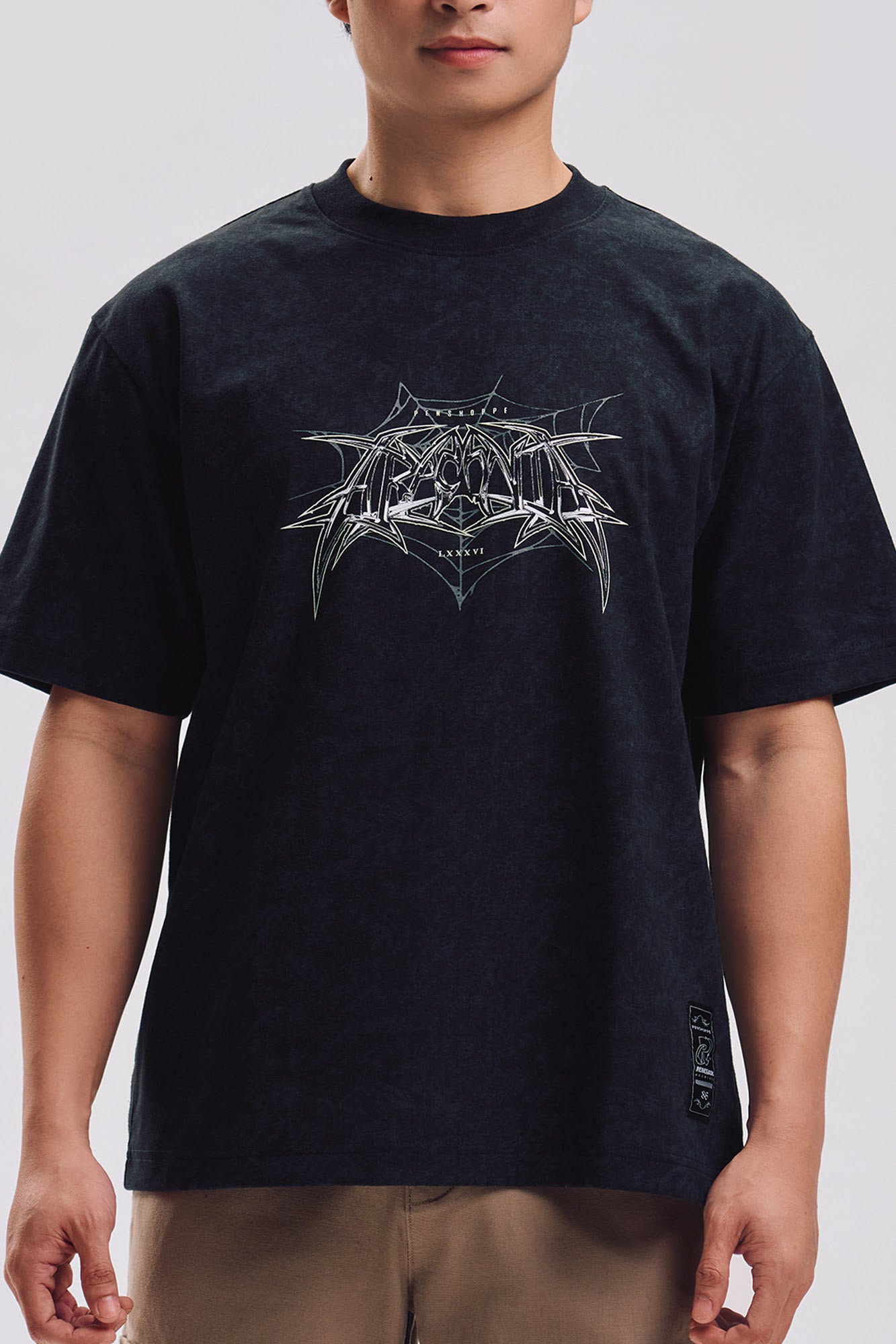 989583-Black (1).jpg