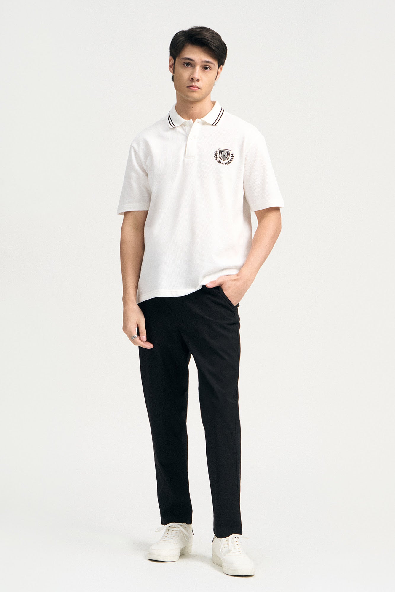 989623-Black (2).jpg