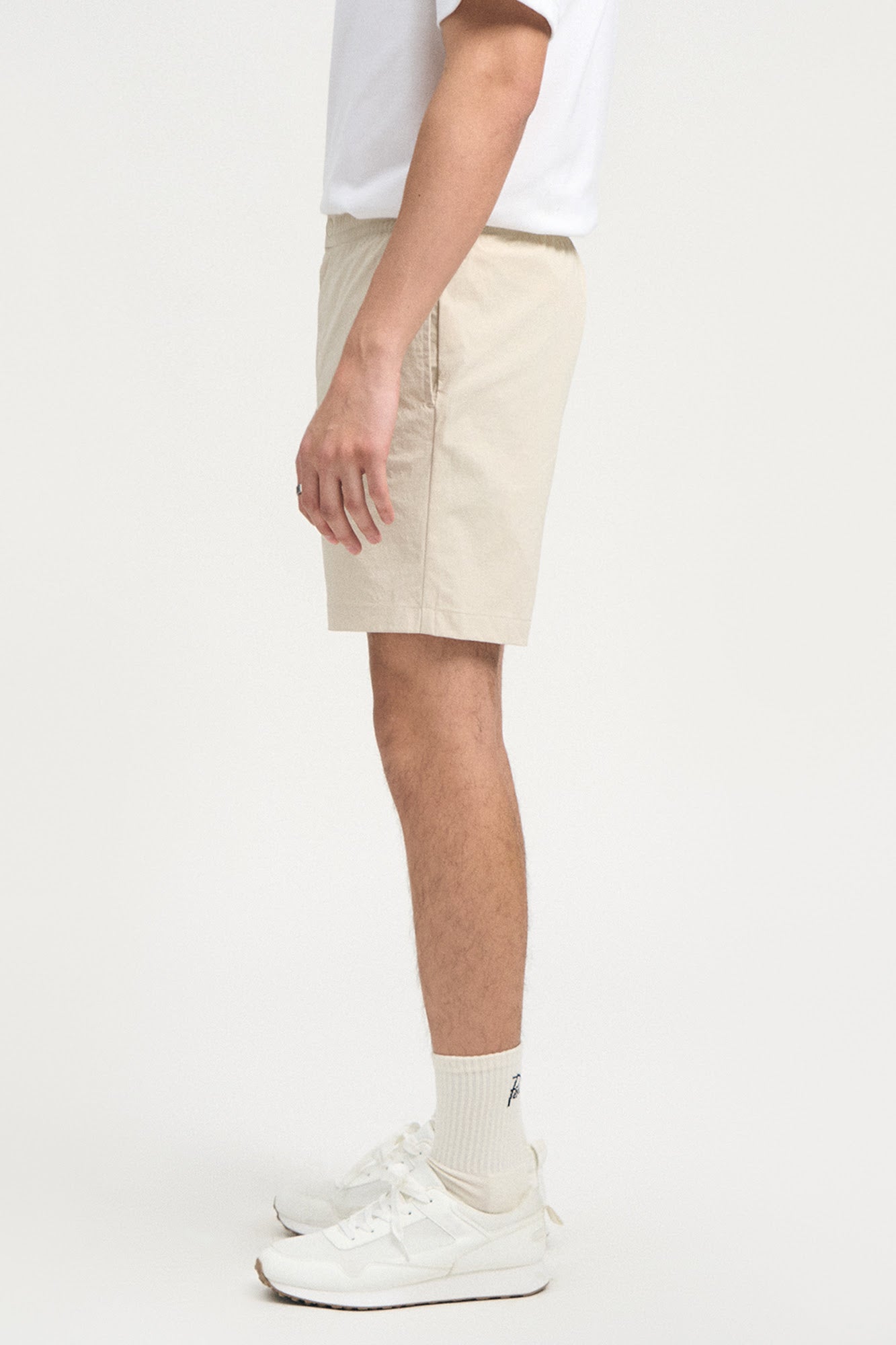 989699-Cream (4).jpg