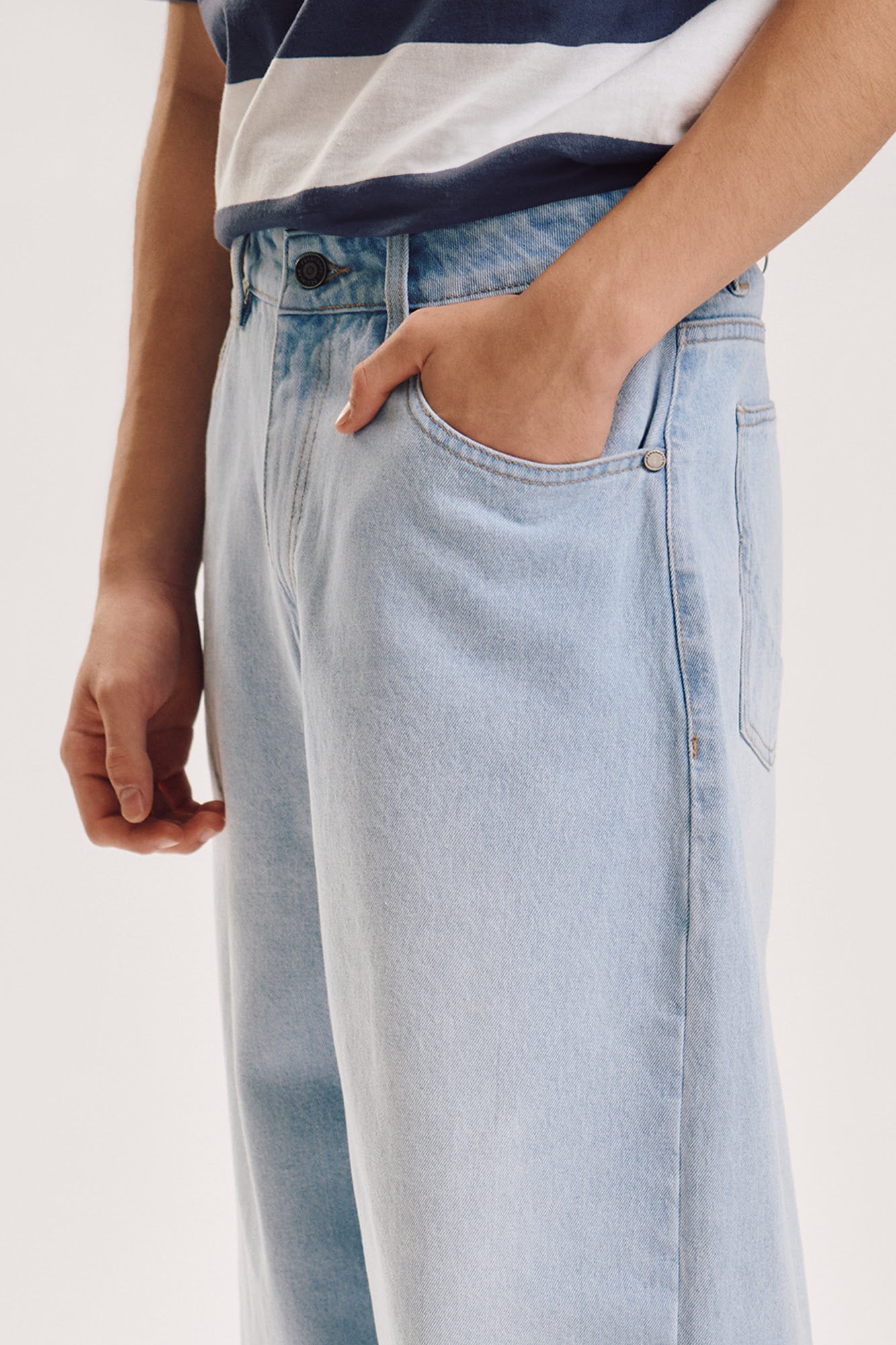 989996-Light Blue (5).jpg