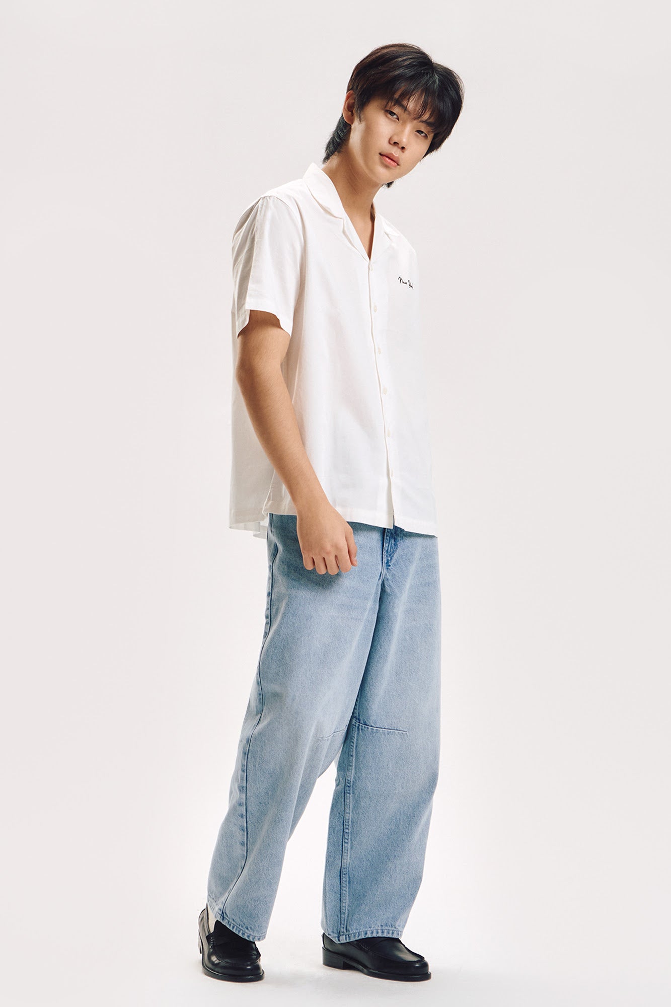 990086-Off White (1).jpg