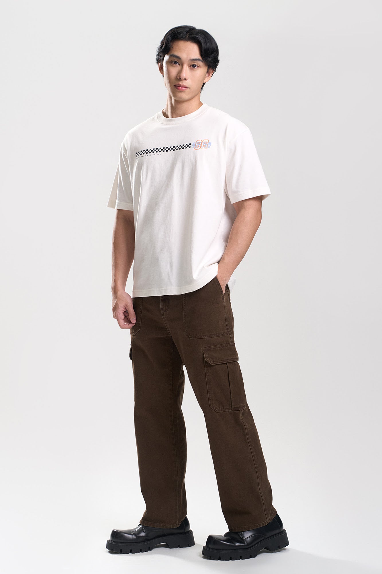 990653-Off White (1).jpg