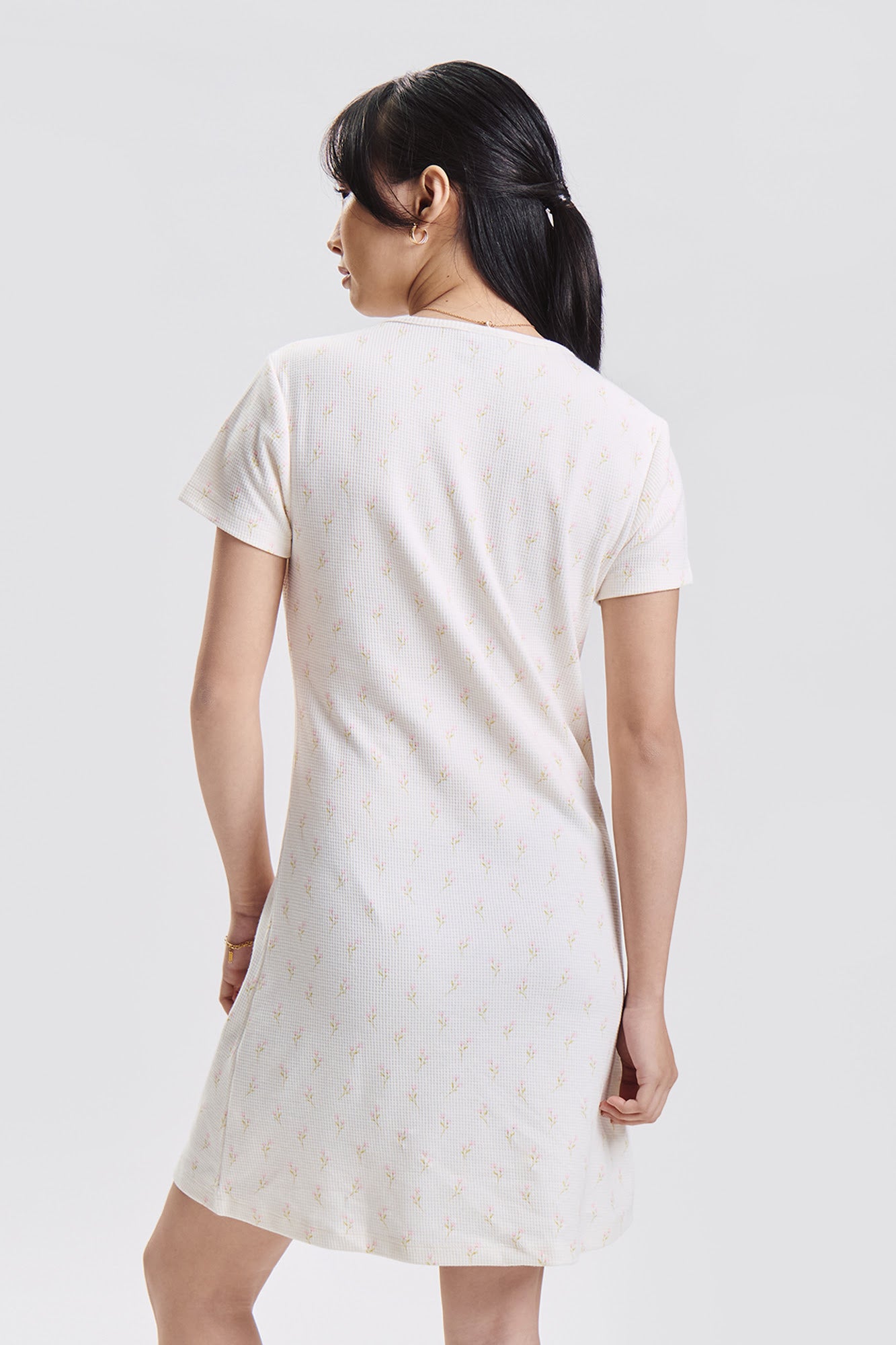 991072-Off White (3).jpg