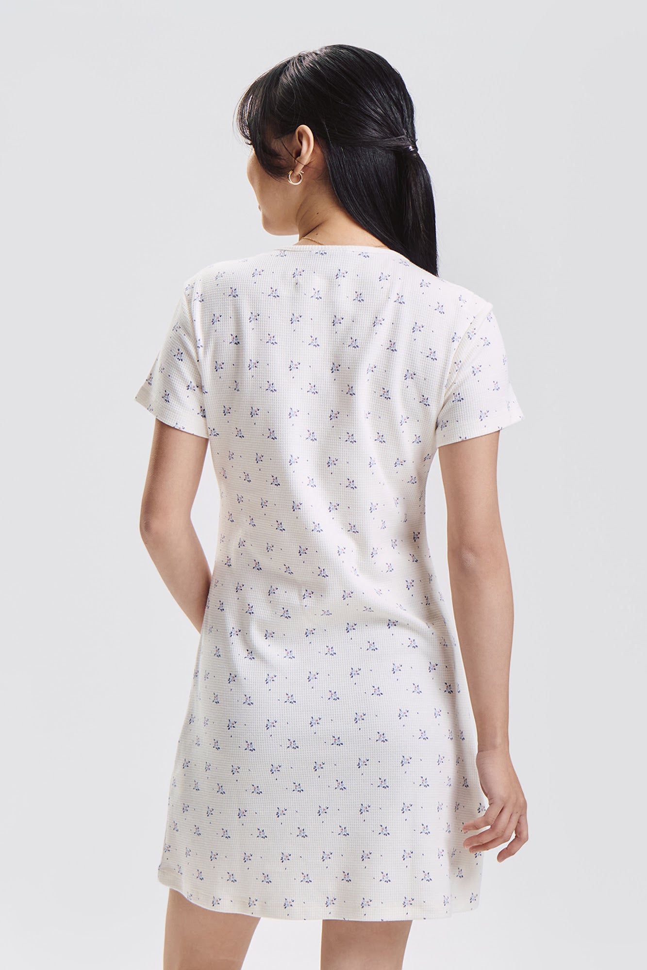 991073-Off White (4).jpg