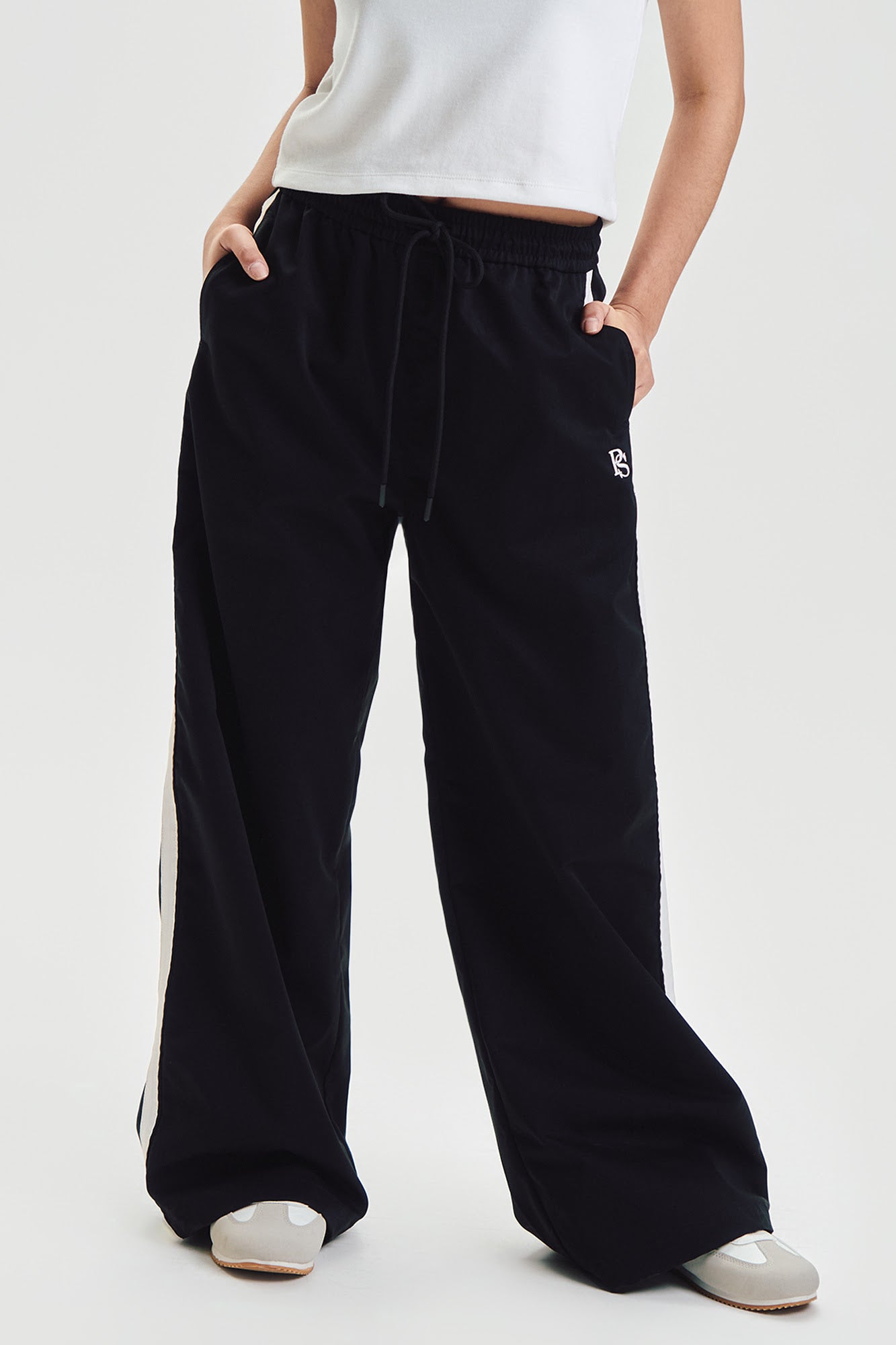Wide Track Pants – PENSHOPPE