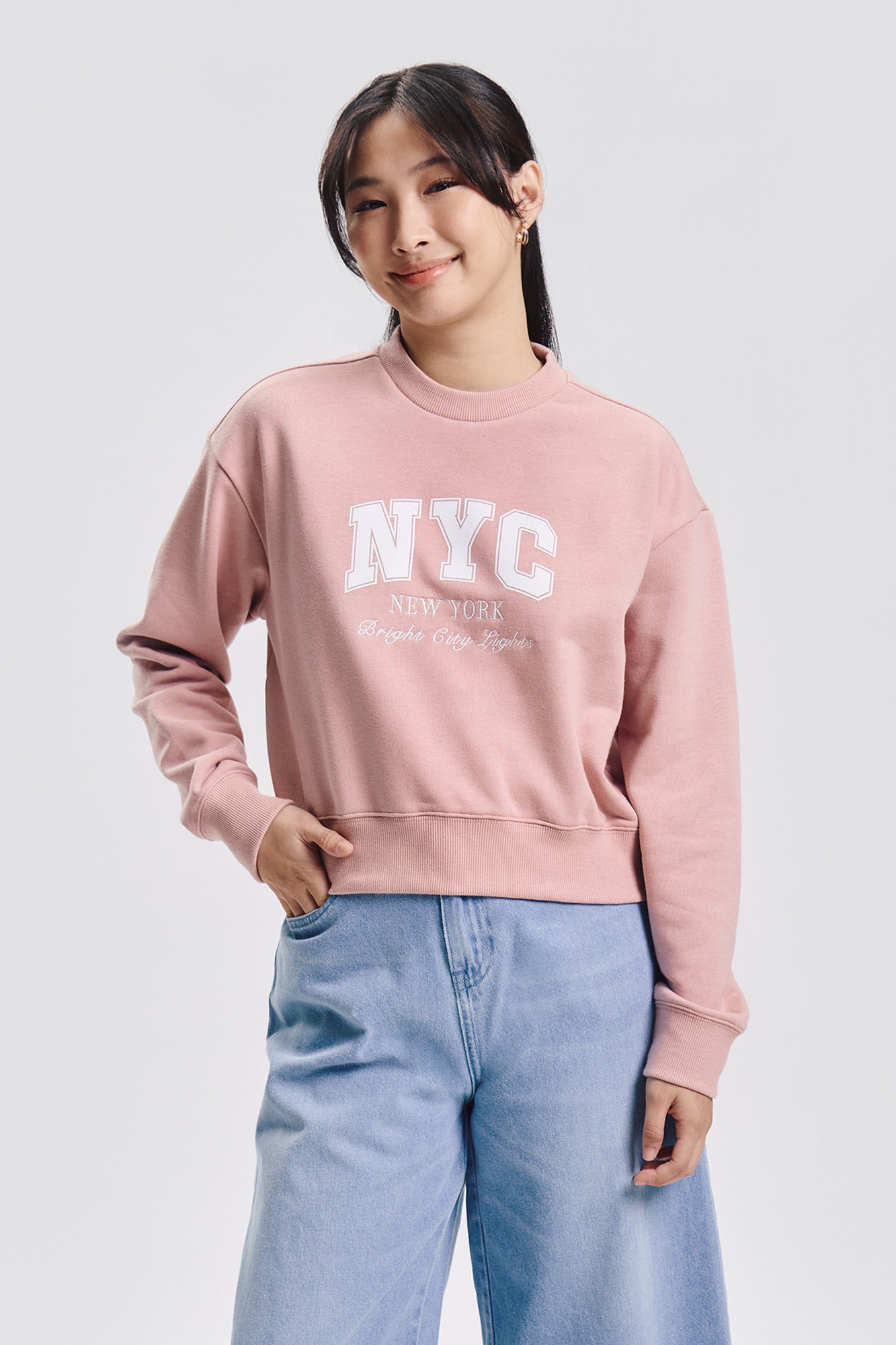 Nyc Relaxed Pullover Sweater – PENSHOPPE
