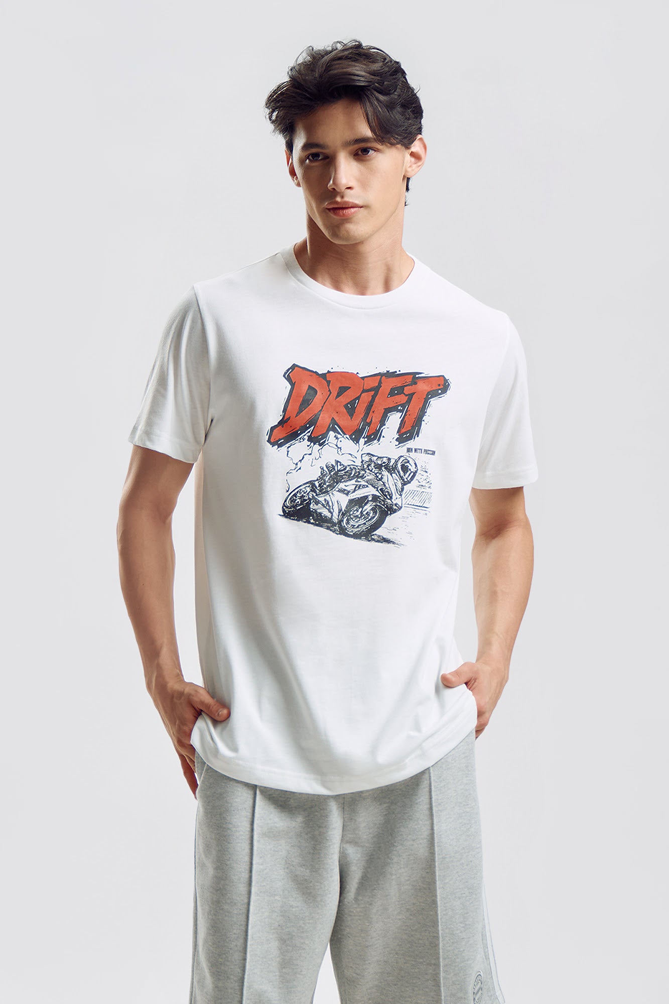 Drift Graphic T-Shirt – PENSHOPPE