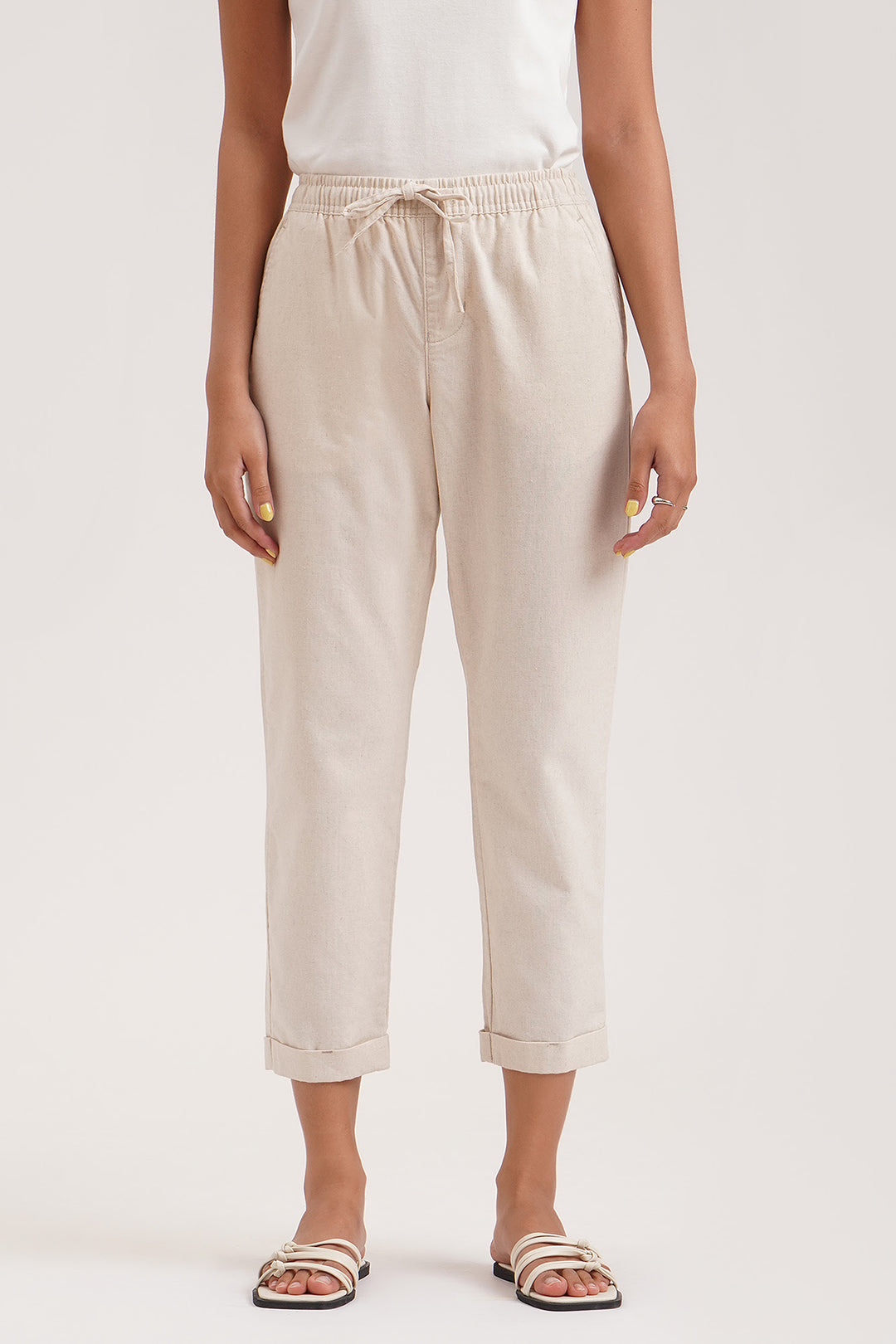Chic Fit Linen Pull-On Trousers