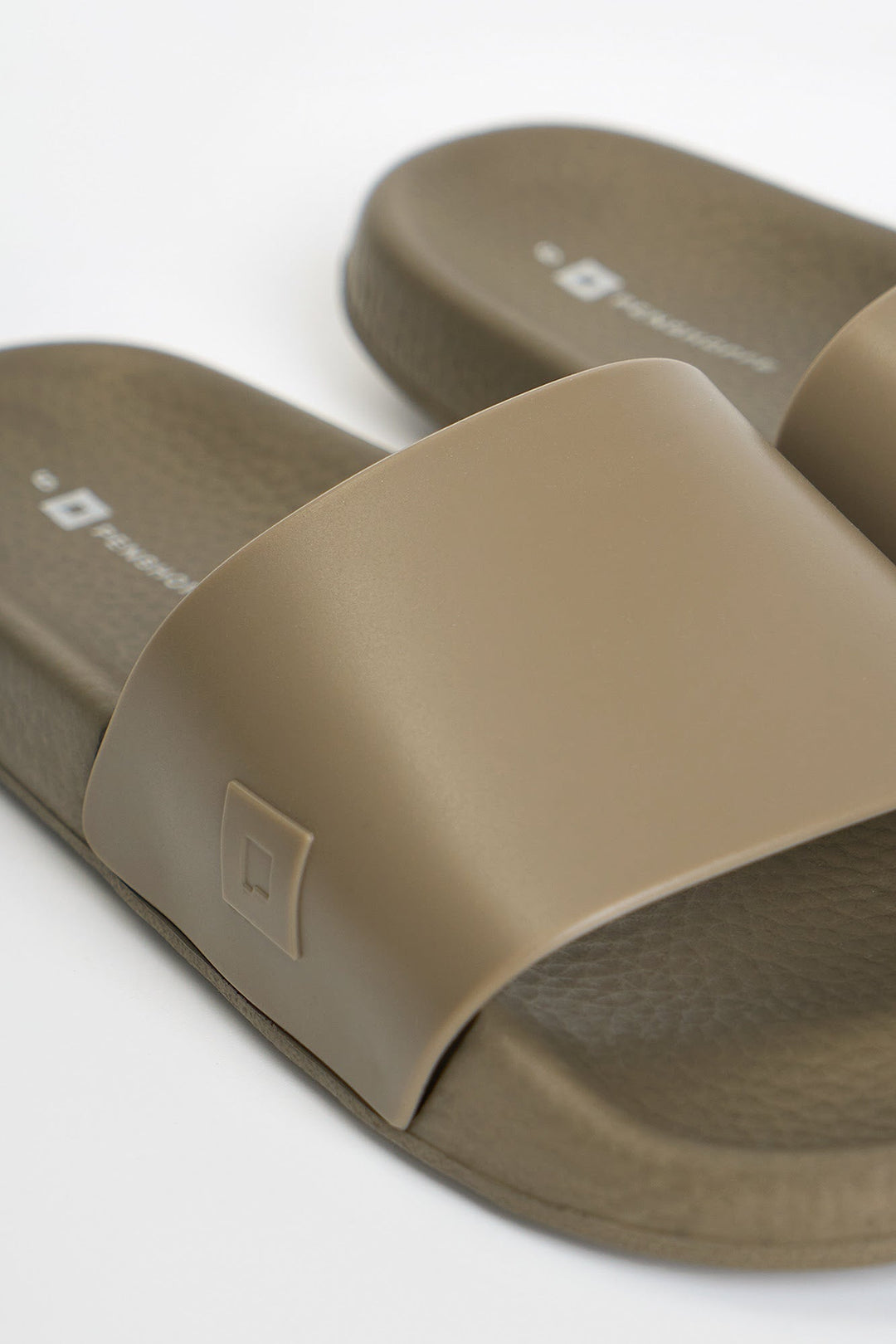 Unisex All Day Rubber Slides