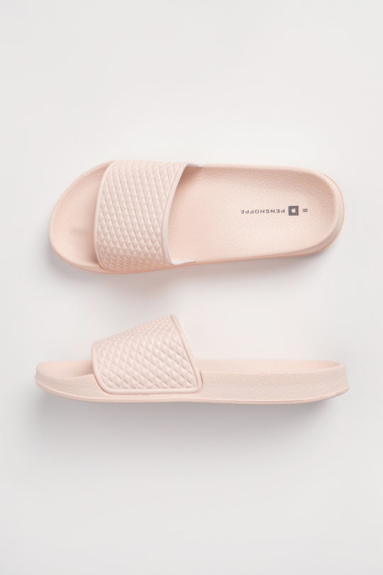 983812-Blush (2).jpg