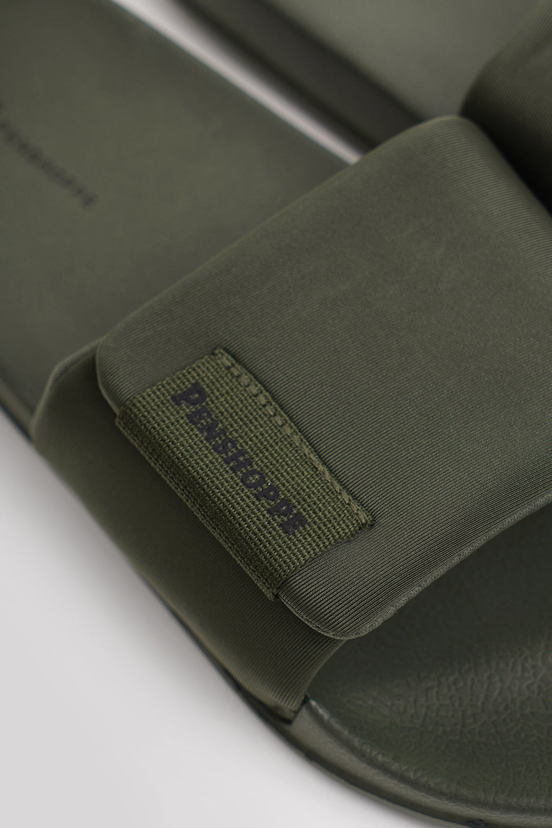 Men's Padded Velcro Band with Woven Label Branding