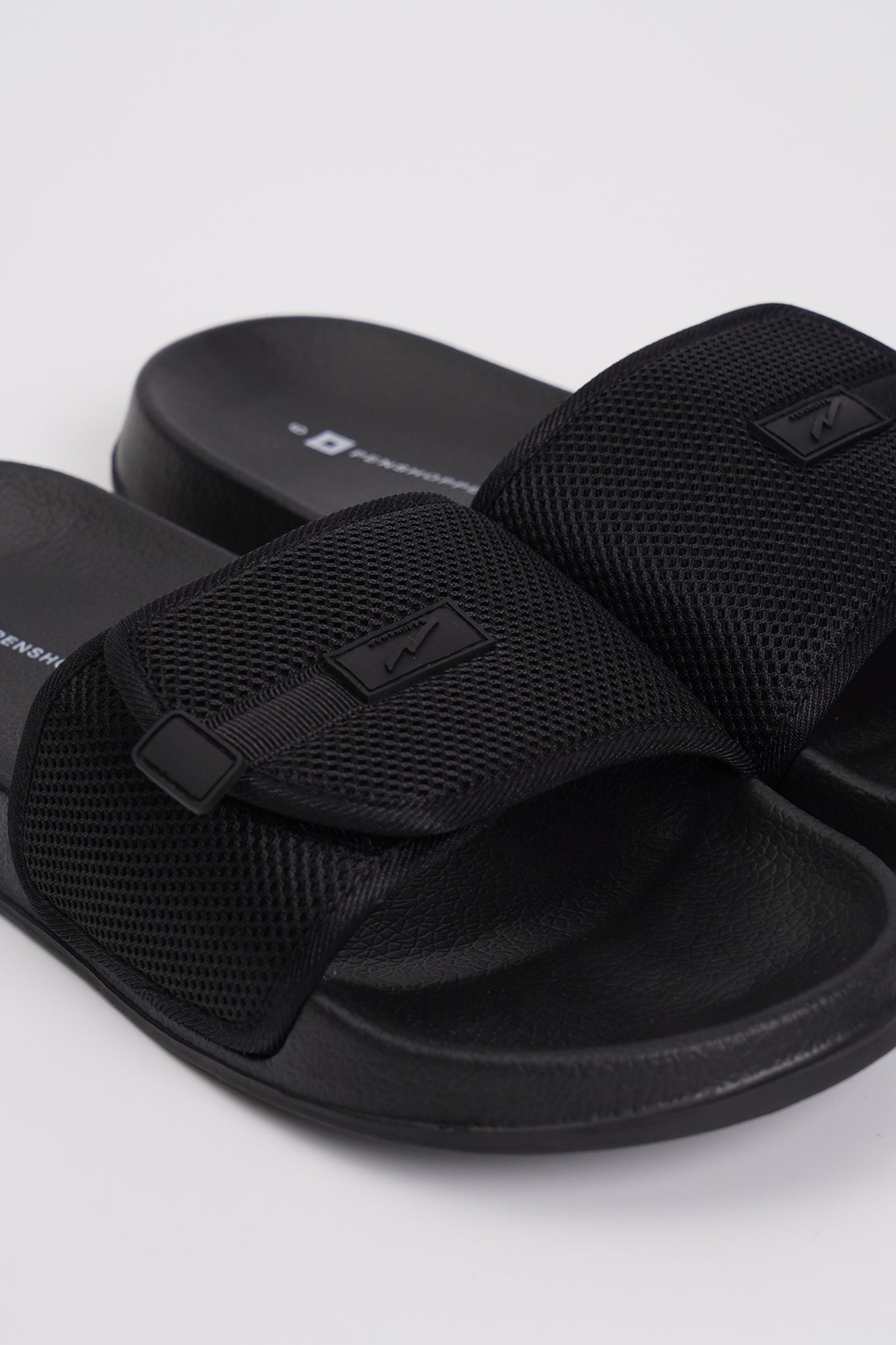984588-Black (3).jpg
