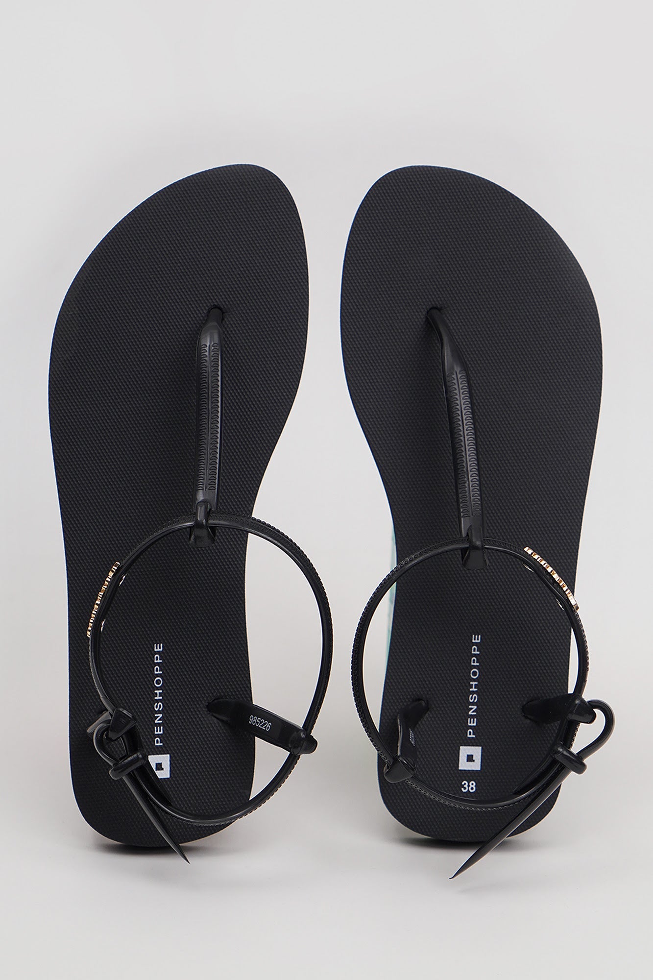 Women's Y-Strap Flip Flops