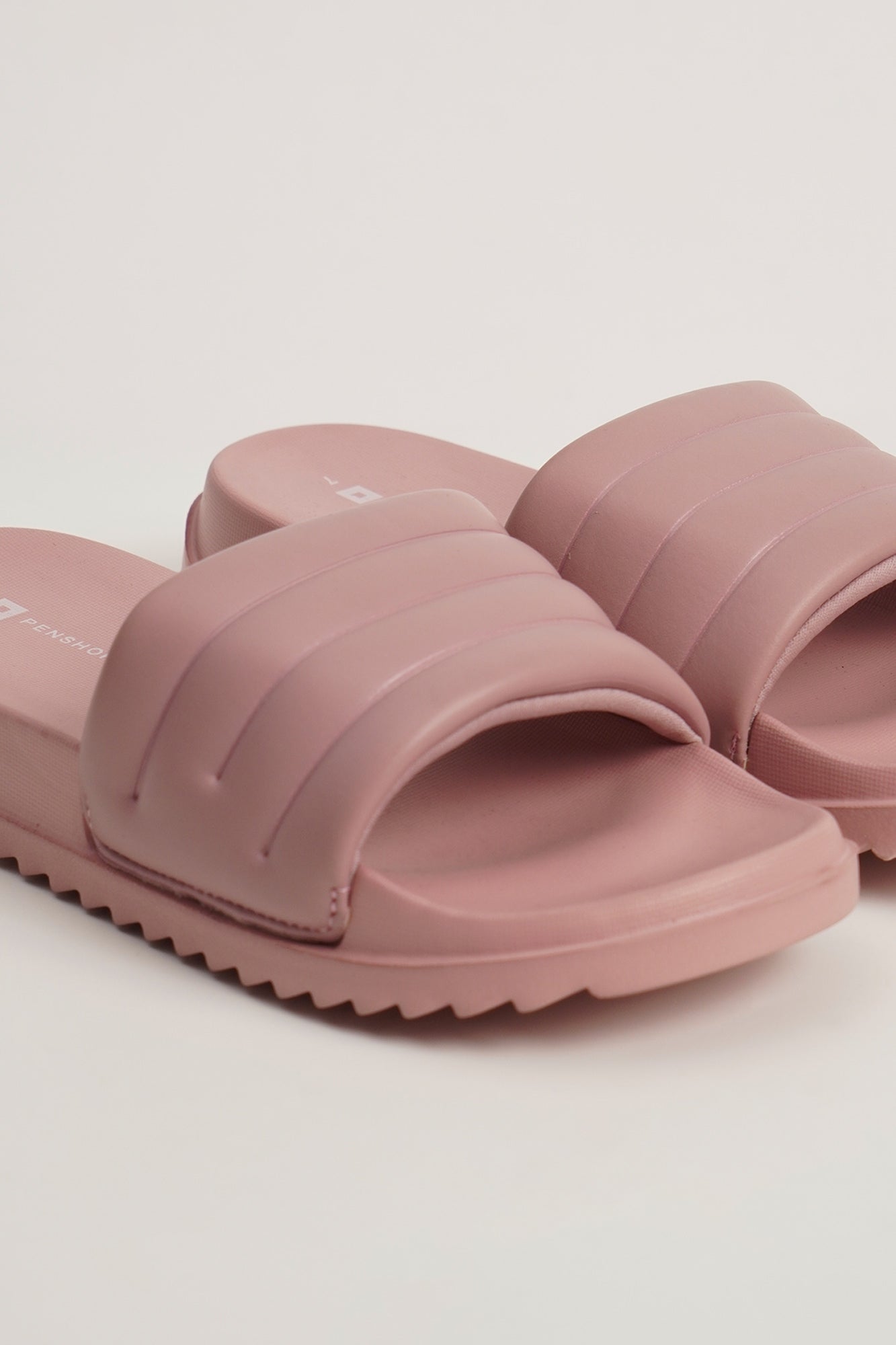 985228-Blush (2).jpg