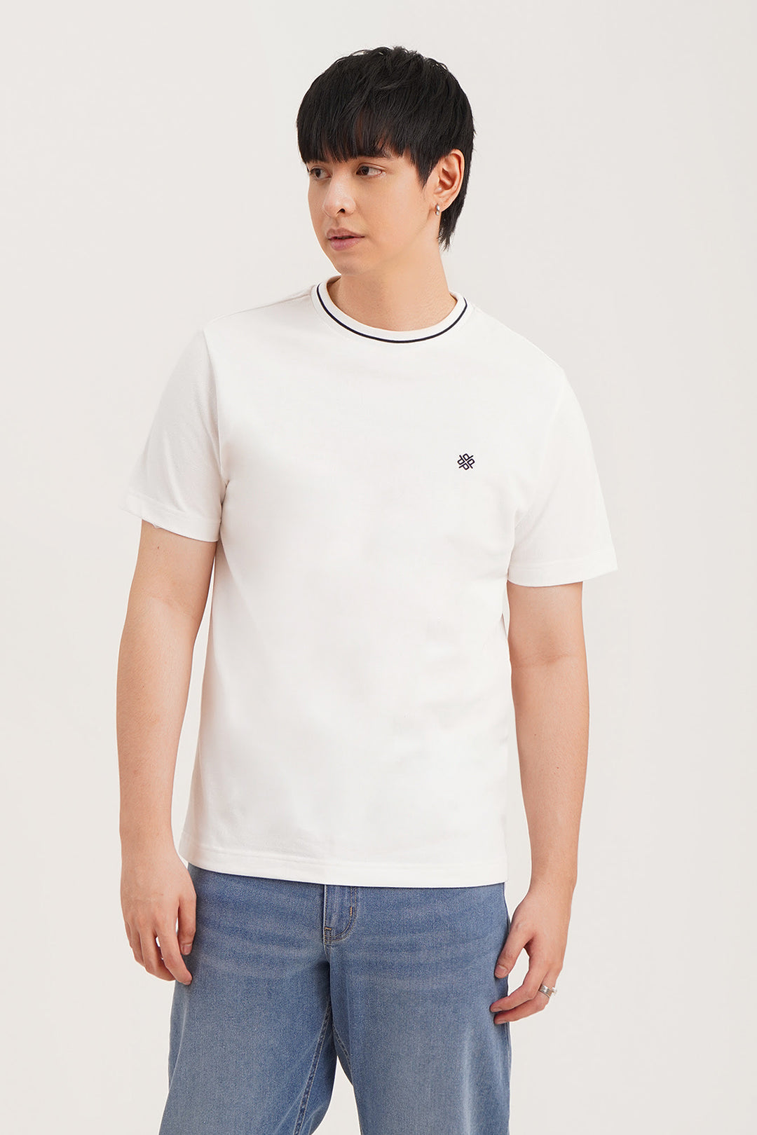 985897-White (5).jpg