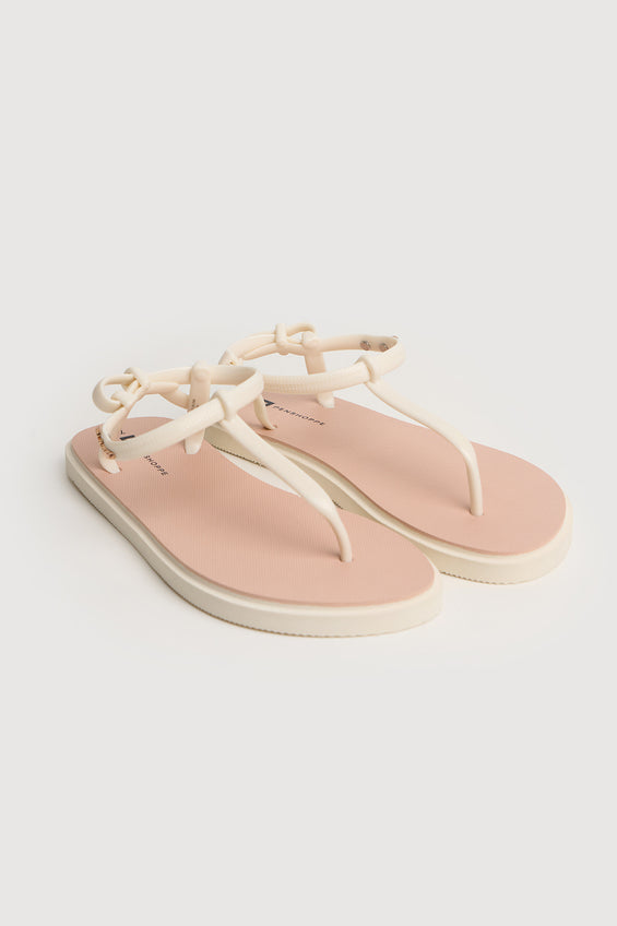 986752-Blush (1).jpg