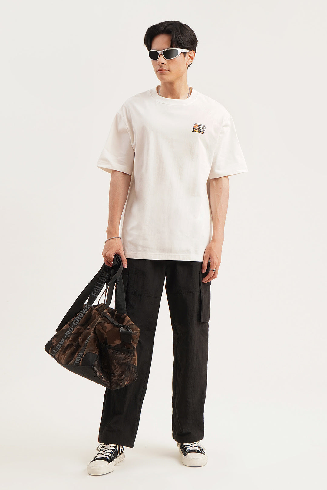 986869-Off White (1).jpg