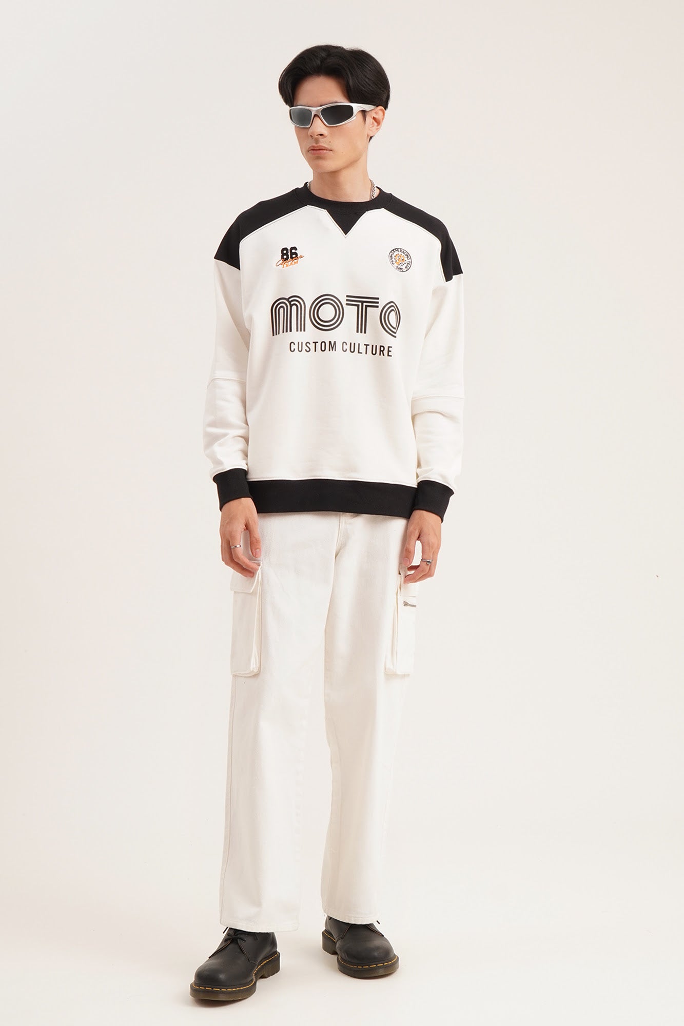 986899-Off White (1).jpg