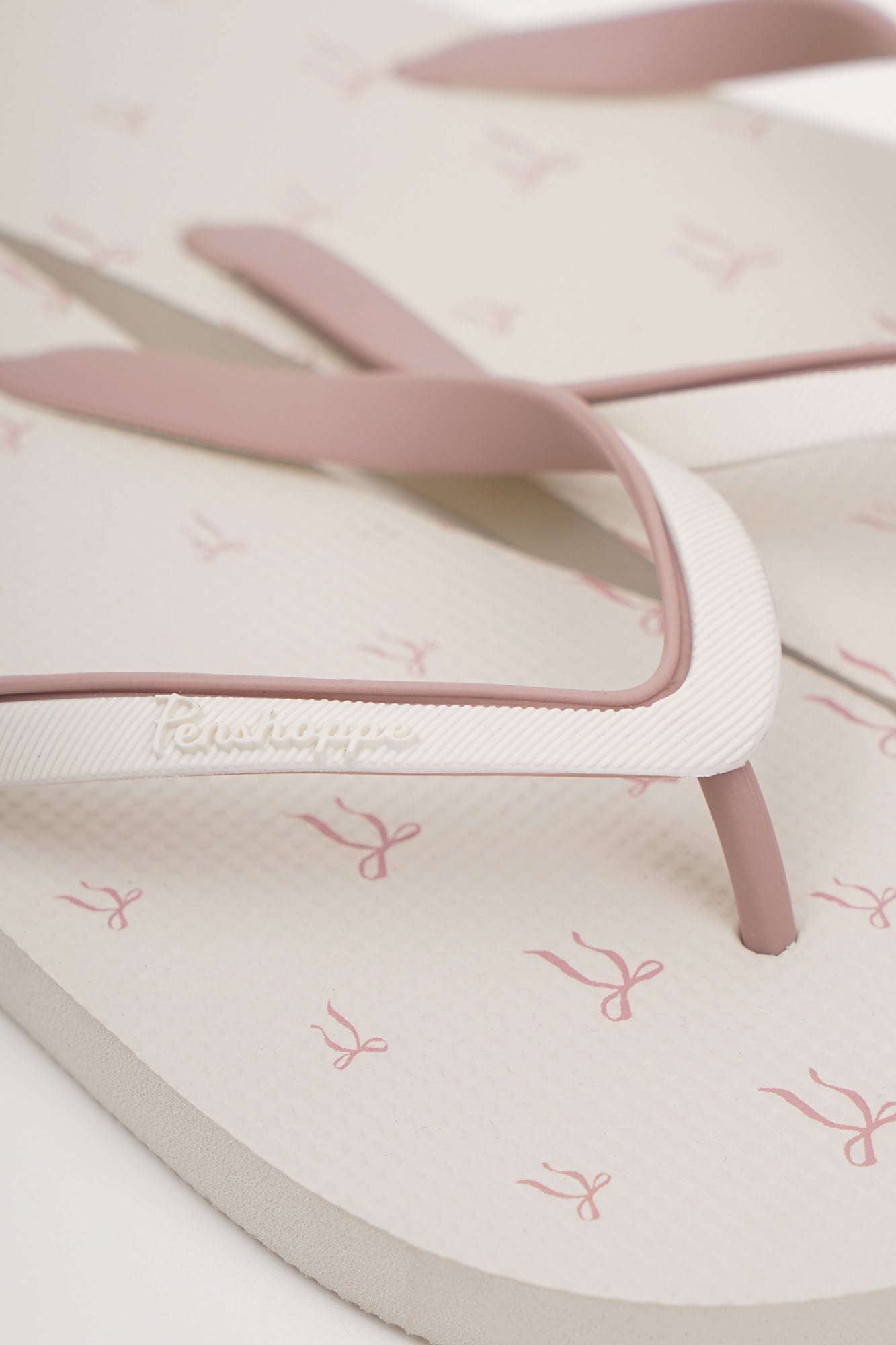 987090-Blush (3).jpg