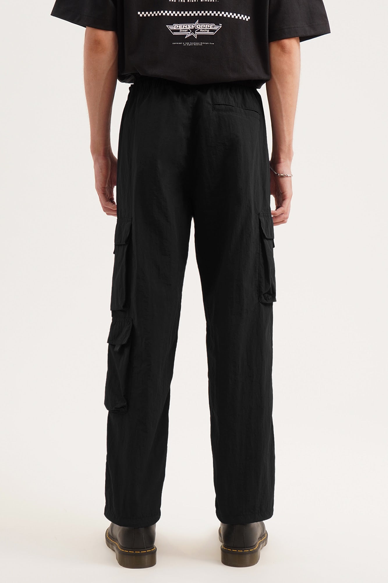 Straight Fit Nylon Cargo Pants – PENSHOPPE