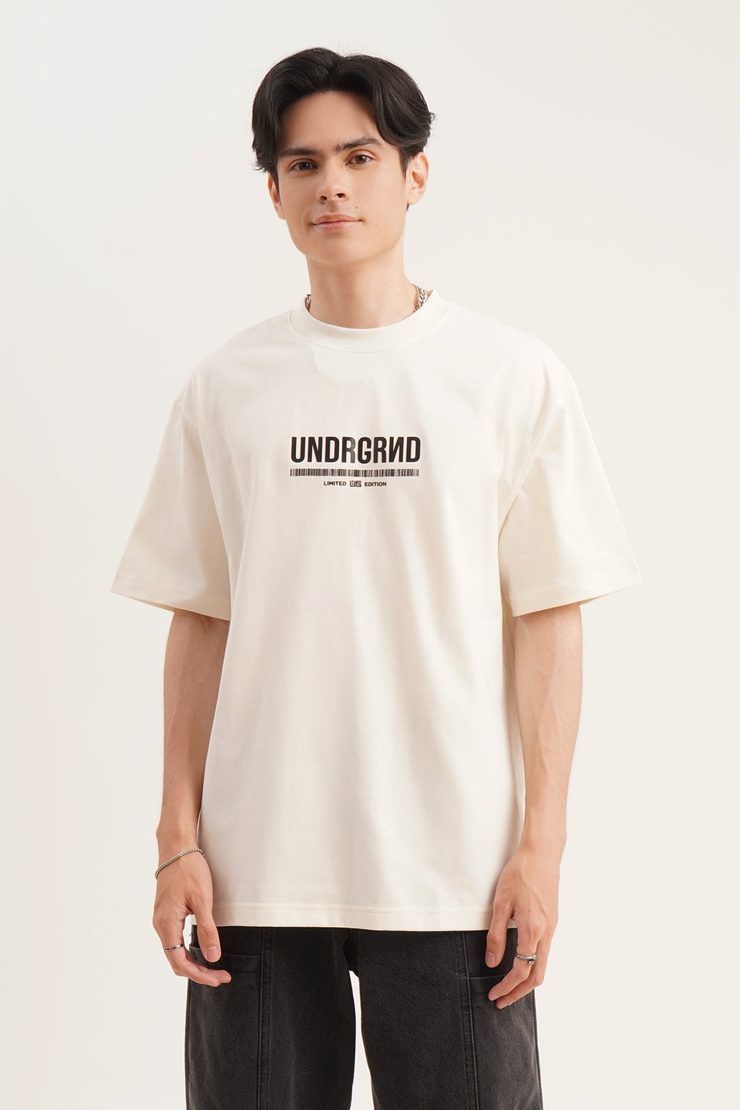 987466-Off White (2).jpg