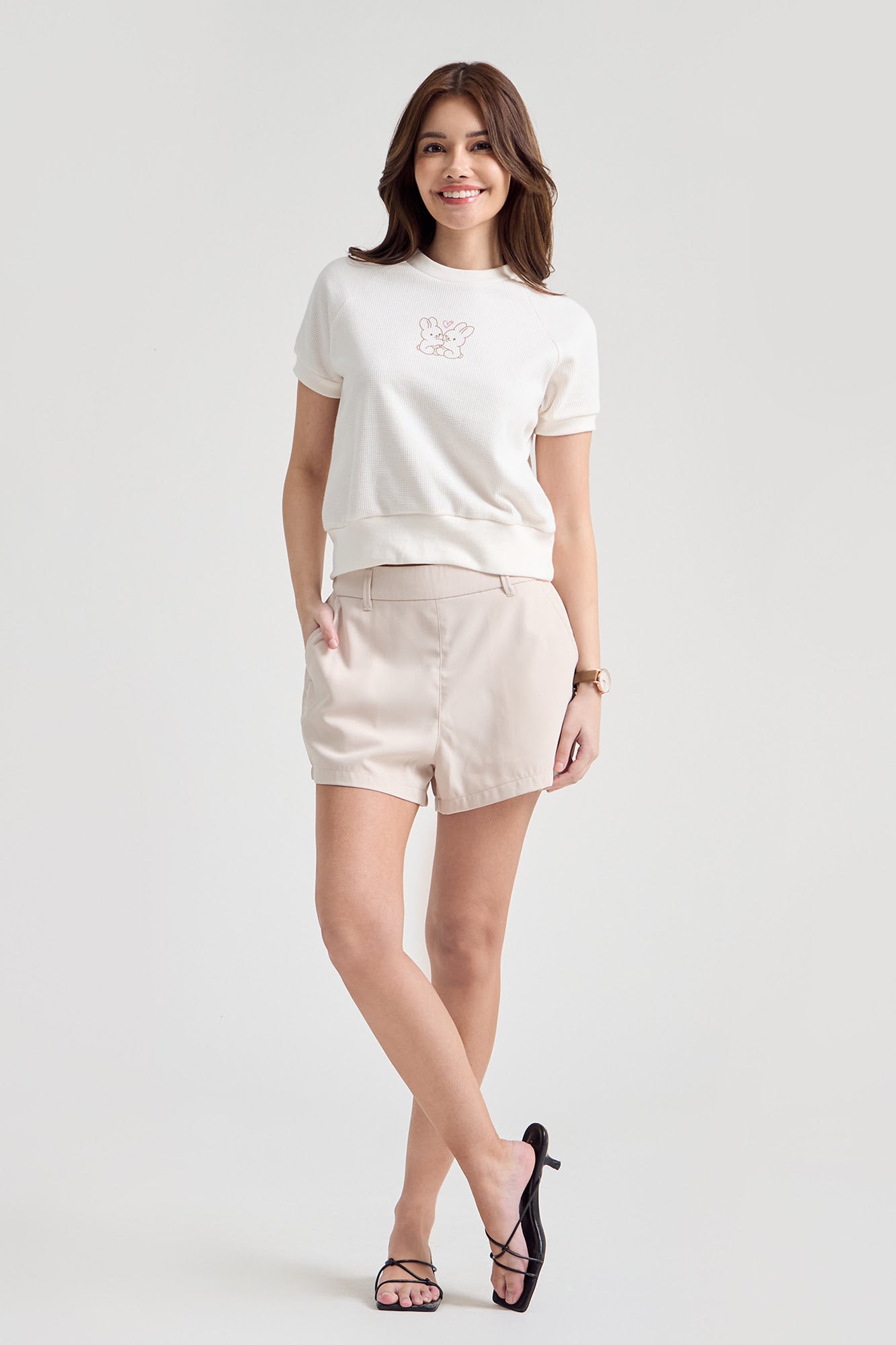 987512-Off White (1).jpg