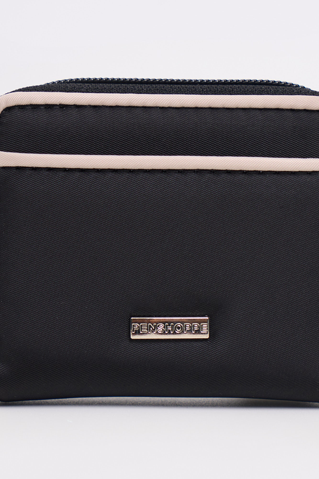 987592-Black (1).jpg